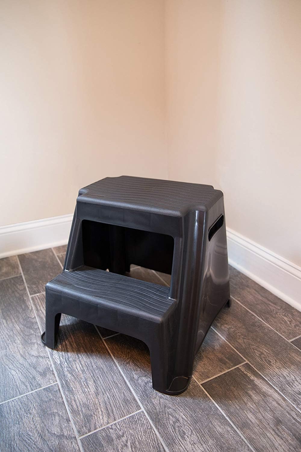 Rubbermaid RM-P2 2-Step Molded Plastic Stool with Non-Slip Step Treads 300-Pound Capacity