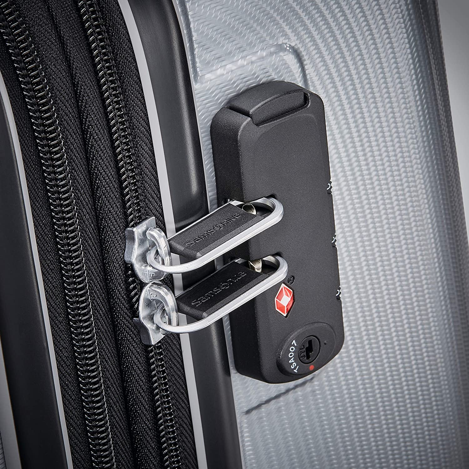 Samsonite Winfield 3 DLX Hardside Luggage with Spinners, 2-Piece Set (20/25), Silver 2-Piece Set (20/25) Silver