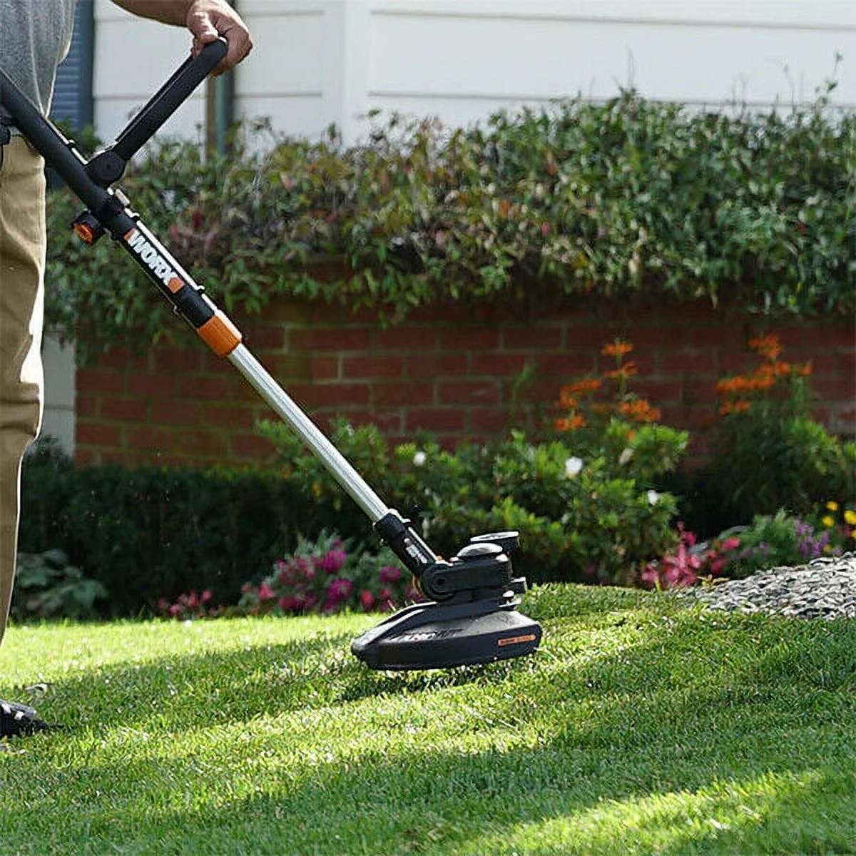 Worx WG170.3 20V Power Share GT Revolution 4.0Ah 12 Cordless String Trimmer