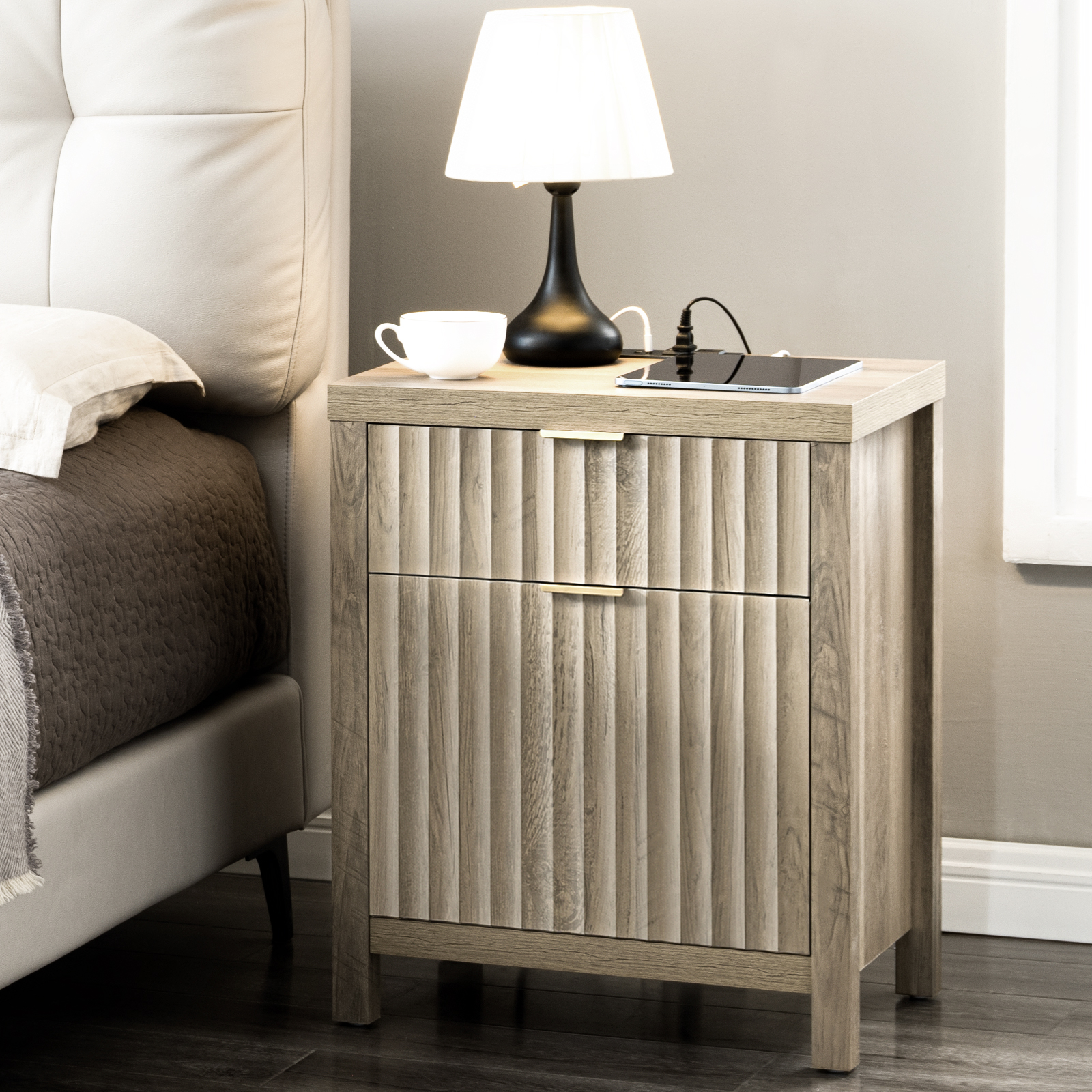 OAKHAM Set of 2 Nightstands with Charging Station and 2 Drawers - Farmhouse Bedside Tables, End Tables for Bedroom, Living Room, Sunwashed Ash Oak