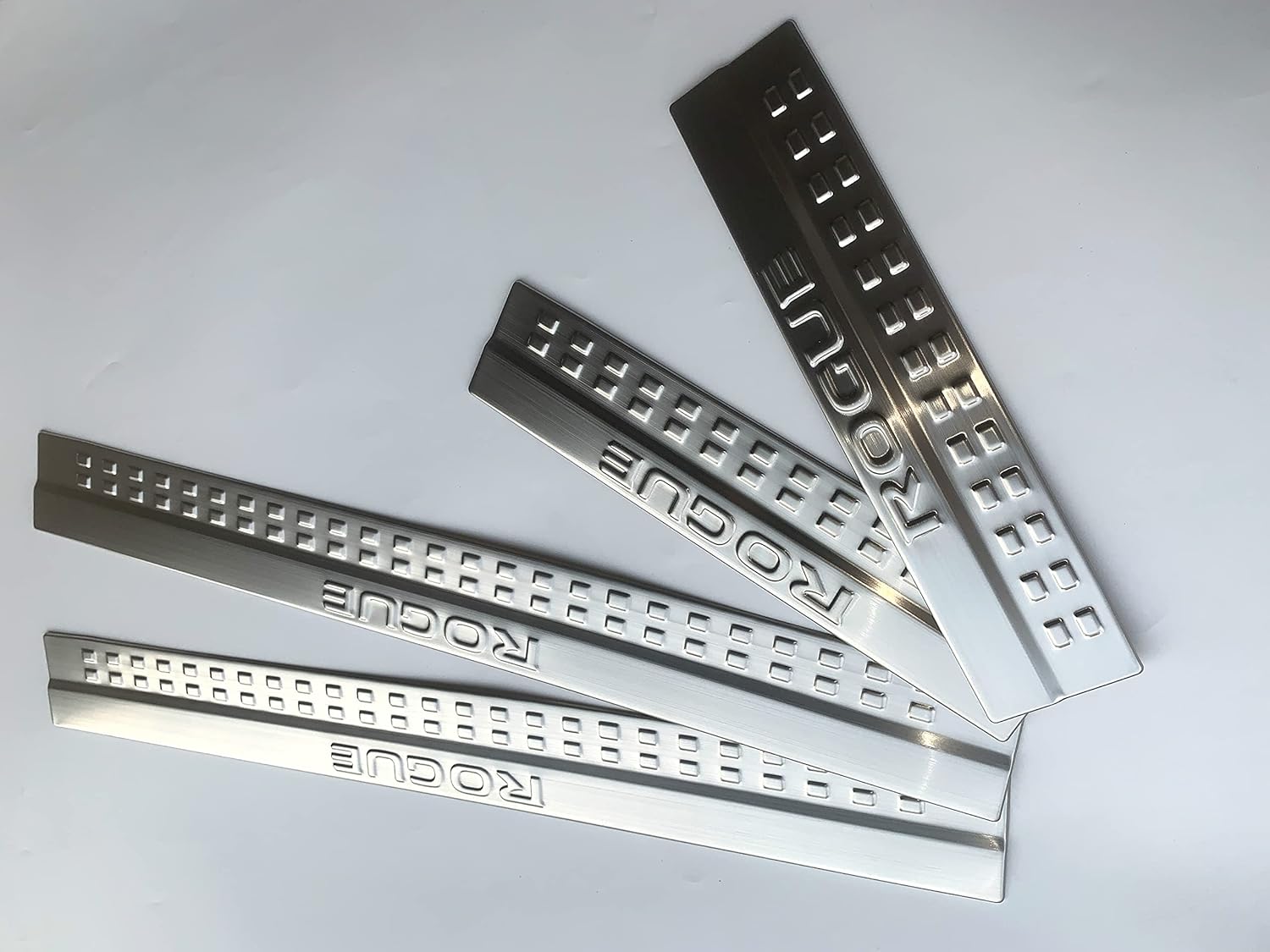 Weigesi Stainless Steel Door Sills Scuff Plate for Nissan Rogue 2014-2019 2020 Accessories Pack of 2