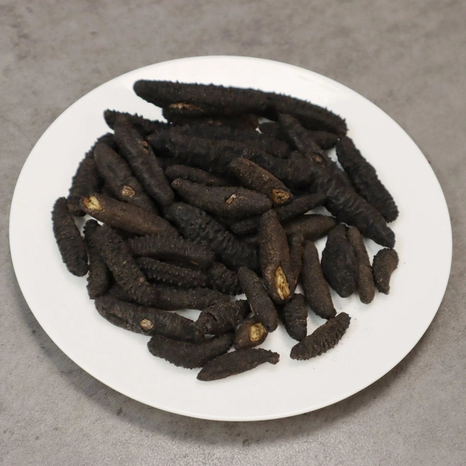 Royal Seafood USA Premium Dried Wild Atlantic short-spined Sea Cucumber, Mixed size 1lb 60-80 PCS
