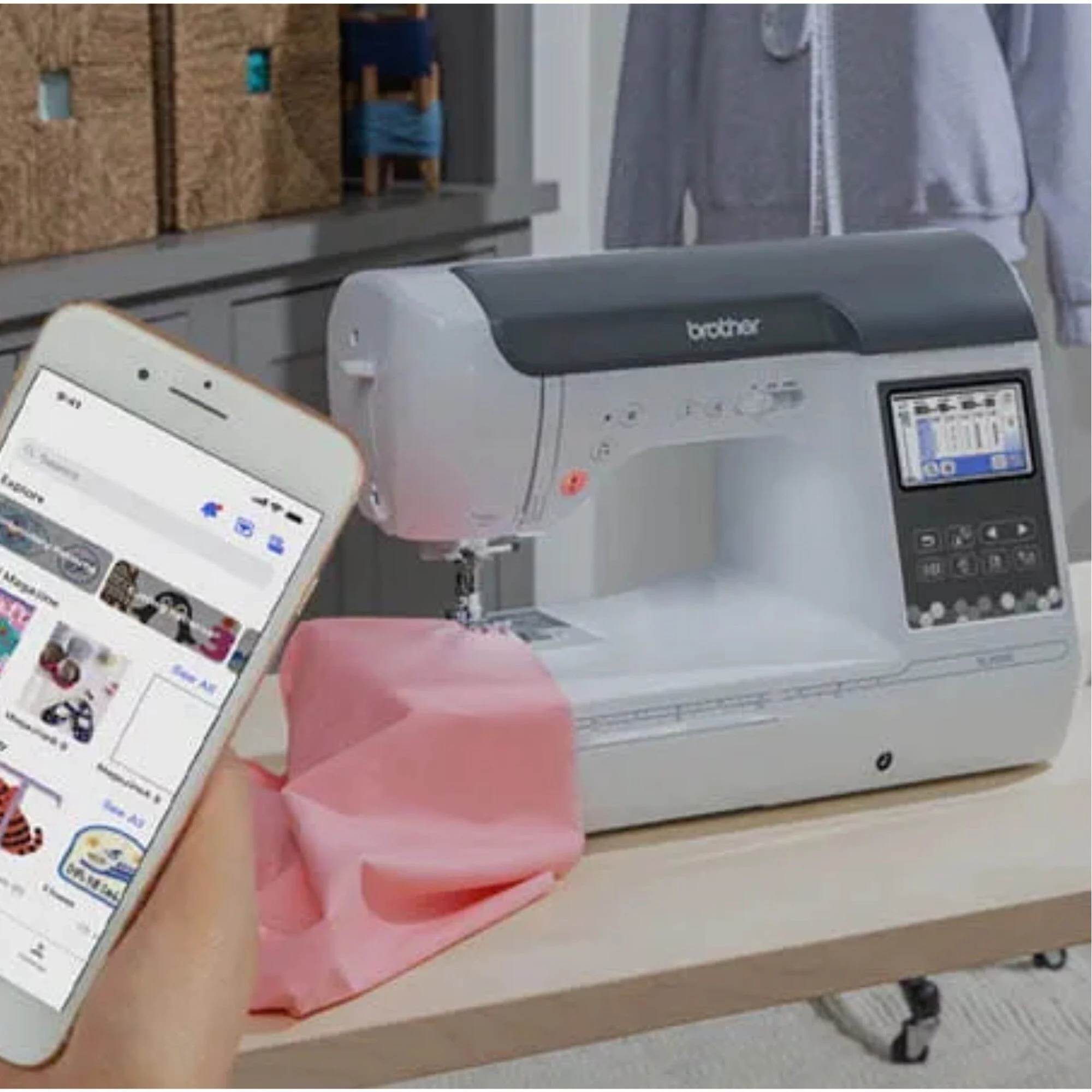 Brother SE2000 Embroidery & Sewing Machine w/ Deluxe $1749 Sewing & Embroidery Bundle