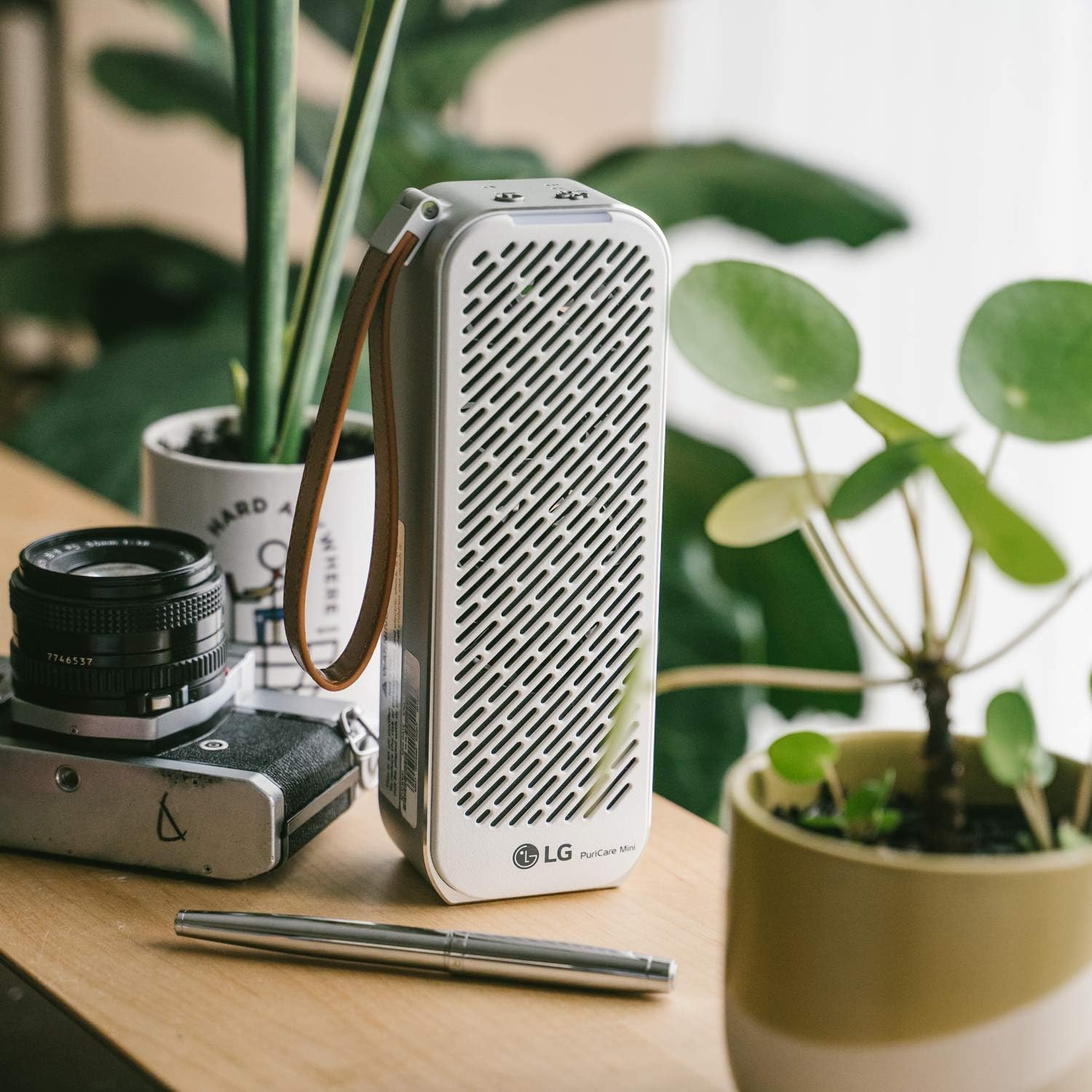 LG PuriCare Mini – Small Lightweight Ultra Quiet Portable Air Purifier for filtering ultra-fine dust and small particles in the Home Bedroom Office