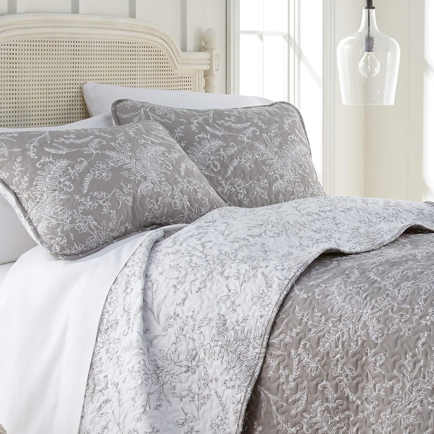 Pure Melody Collection, Premium Quality, Soft, Wrinkle & Fade Resistant, Easy Case, Oversized Quilt Cover Set with 1 Quilt Set and 2 Shams