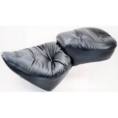 Mustang Wide Regal Touring Seat Black (76405)