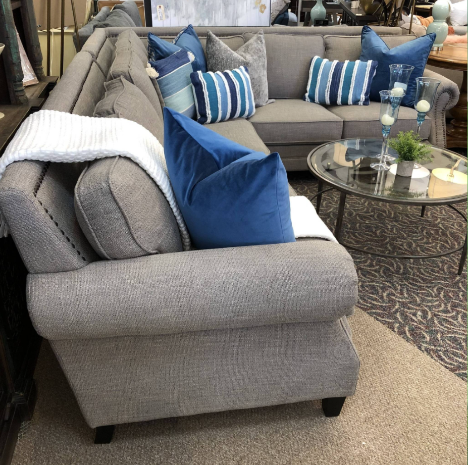 2PC Grey Sectional w/ Nailheads