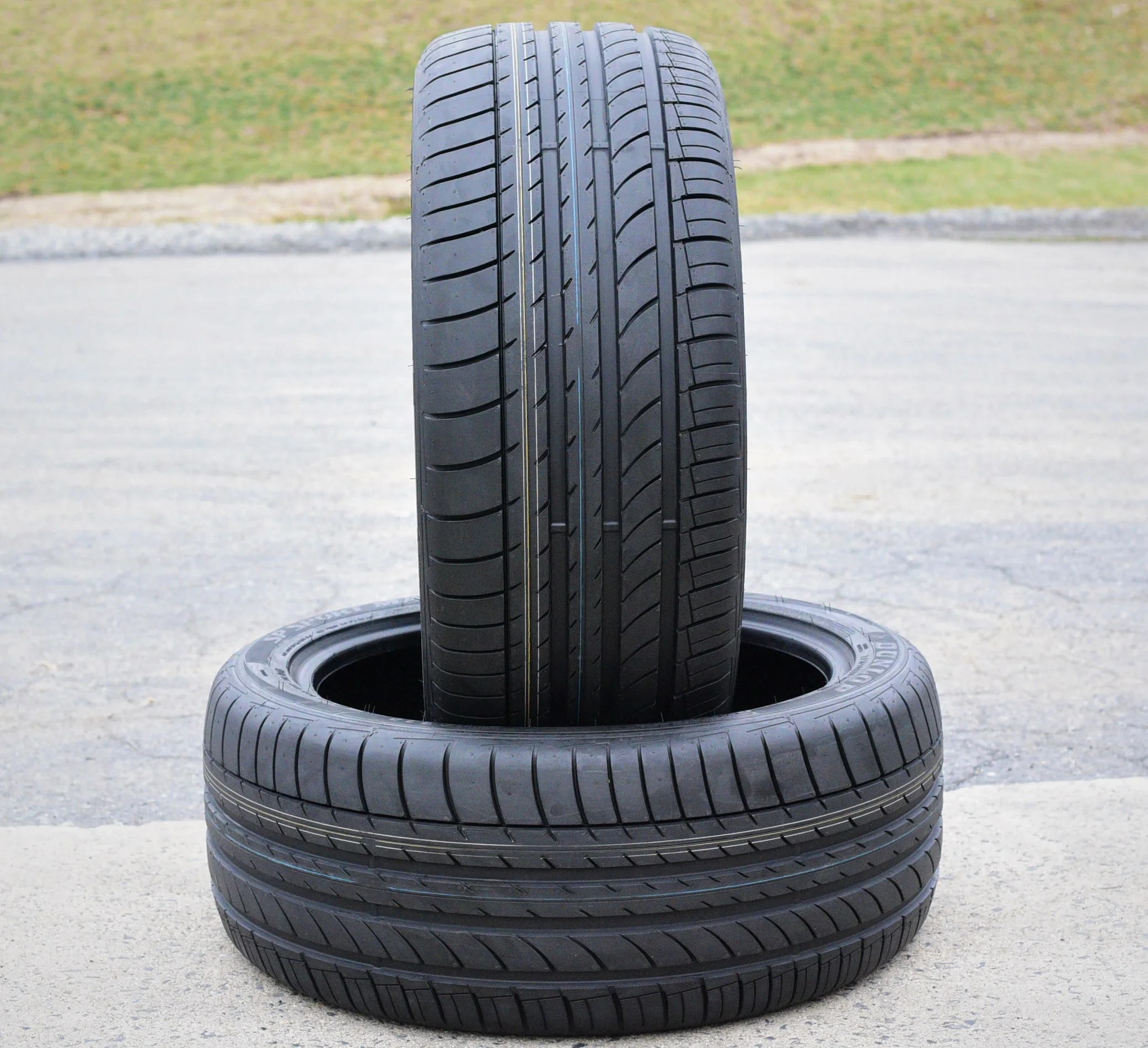 Dunlop SP Sport Maxx GT ROF 245/40R19 94Y BSW Tire