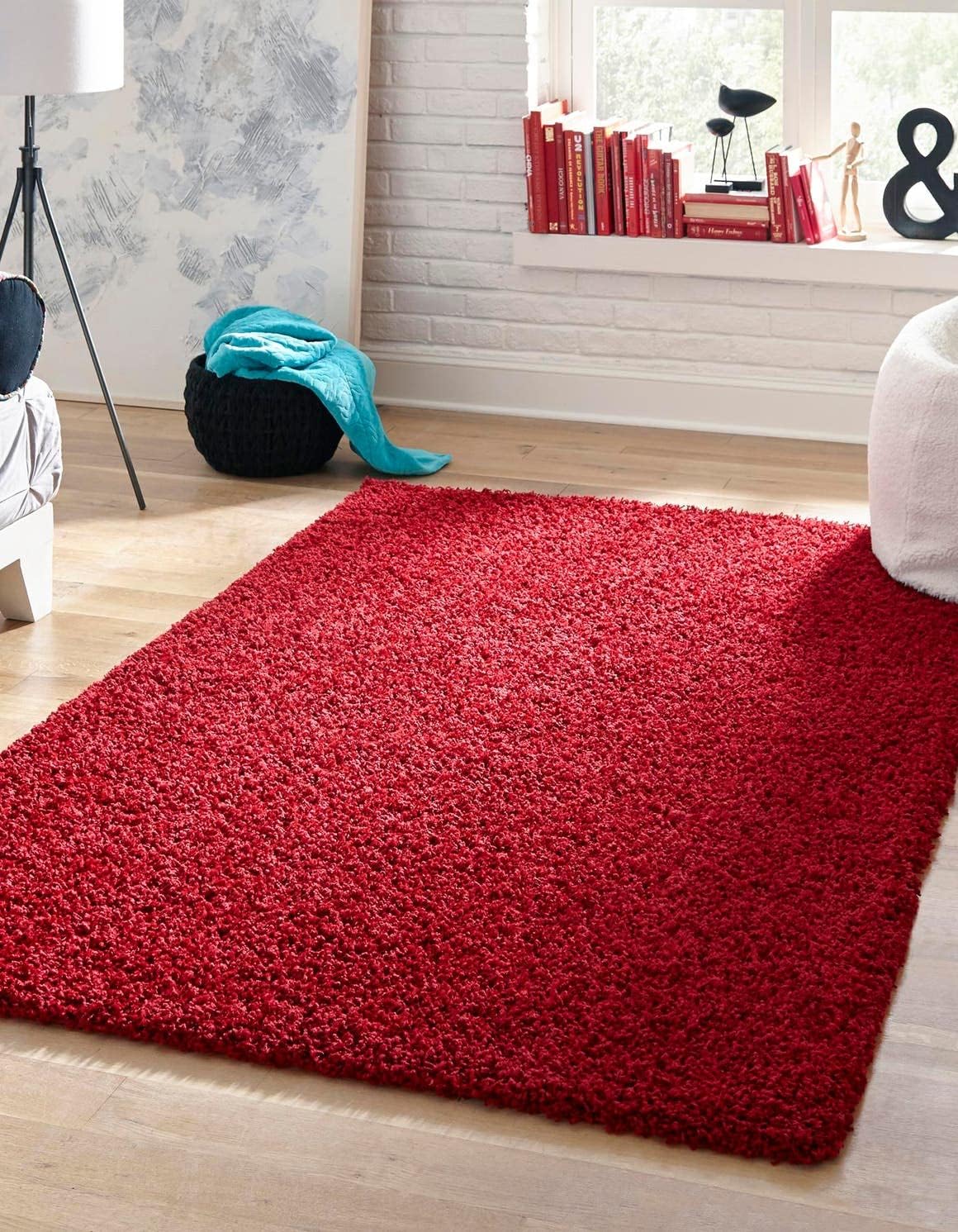Rugs.com - Über Cozy Solid Shag Collection Rug – 8' x 11' Cherry Red Shag Rug Perfect for Living Rooms, Large Dining Rooms, Open Floorplans