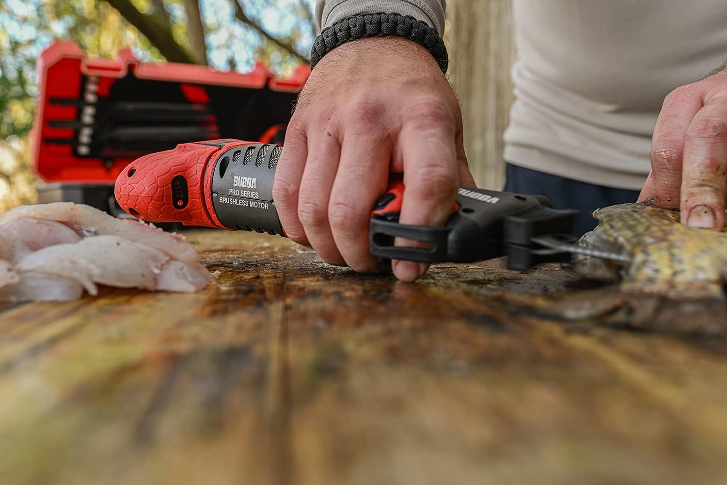 BUBBA Pro Series Lithium-Ion Electric Fillet Knife with Non-Slip Grip Handle, 4 Ti-Nitride S.S. Coated Non-Stick Reciprocating Blades