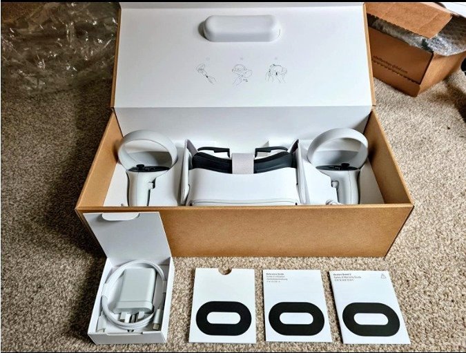 Meta Quest 2 - Advanced All-In-One VR Headset - 128 GB