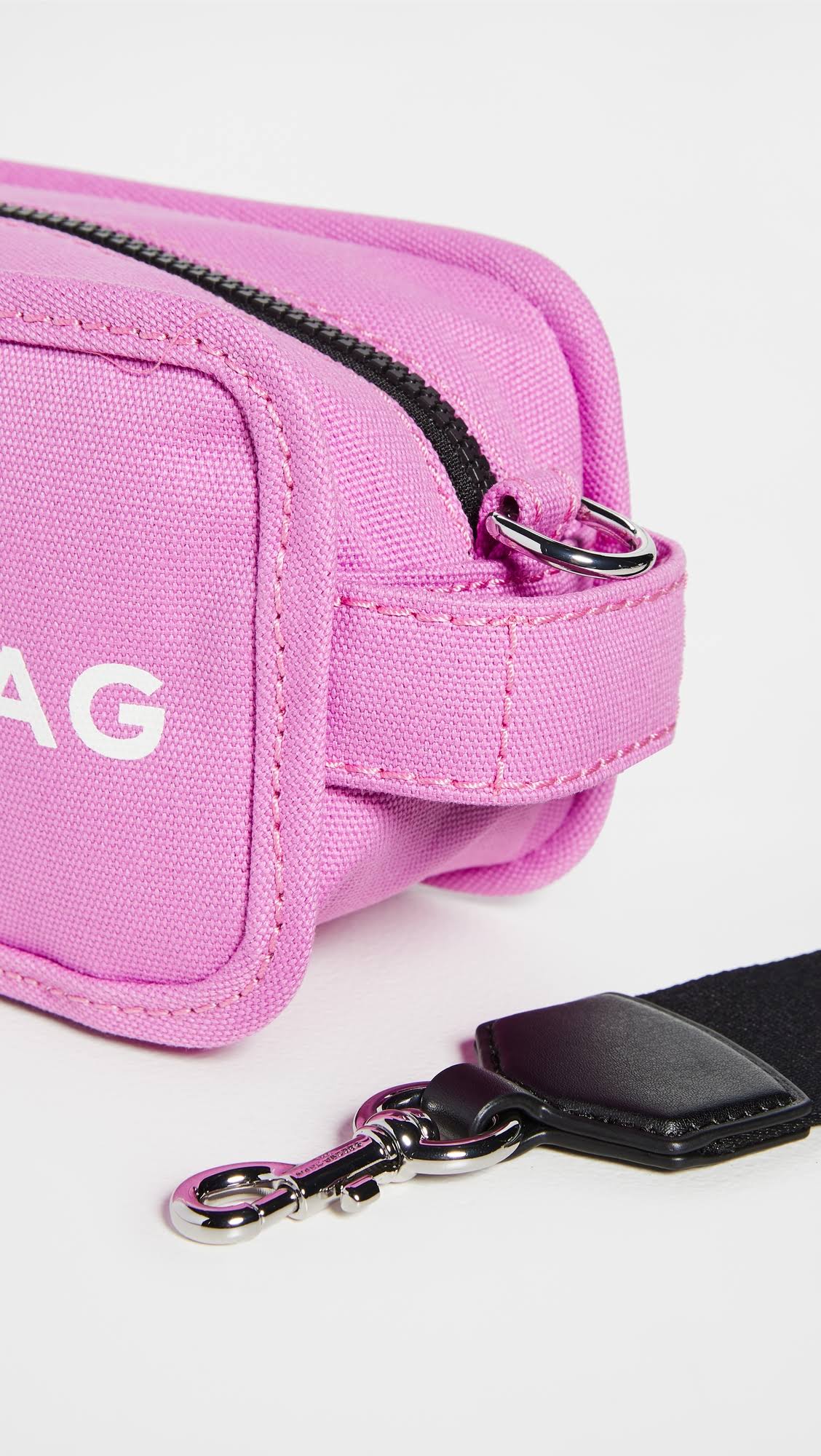The Marc Jacobs The Camera Bag