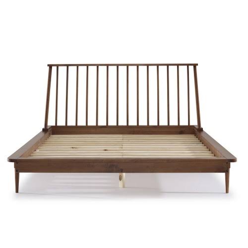 Walker Edison Modern Wood Queen Spindle Bed - Caramel