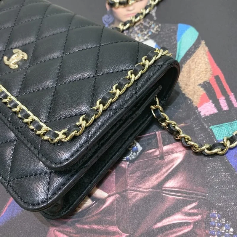 Chanel Lambskin Chain Bag 86058