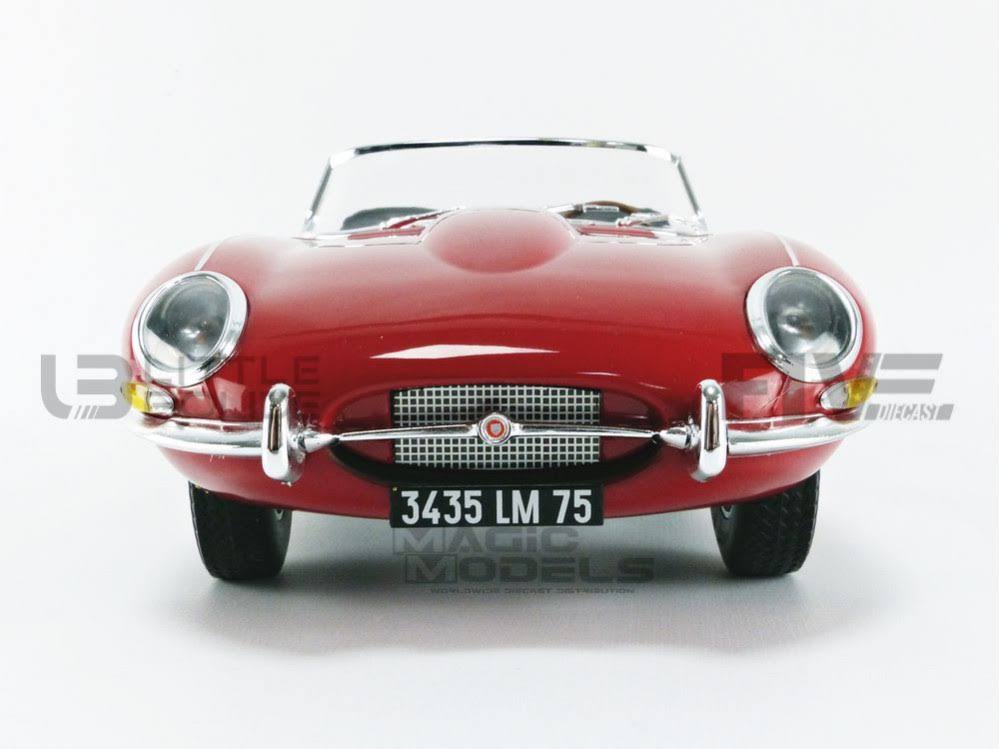 1962 Jaguar e-type Cabriolet Red 1/12 Diecast Model Car by Norev