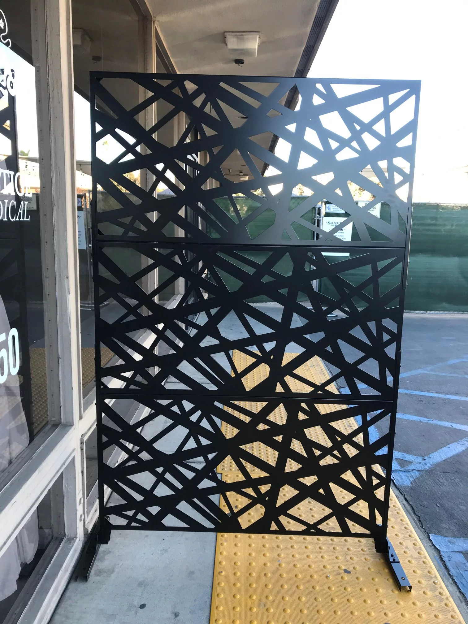 Metal Privacy Screen, Laser Cut Decorative Steel Privacy Panel Metal Fencing, Hanging Room Divider Partitions Panel Screen,48x75in C007