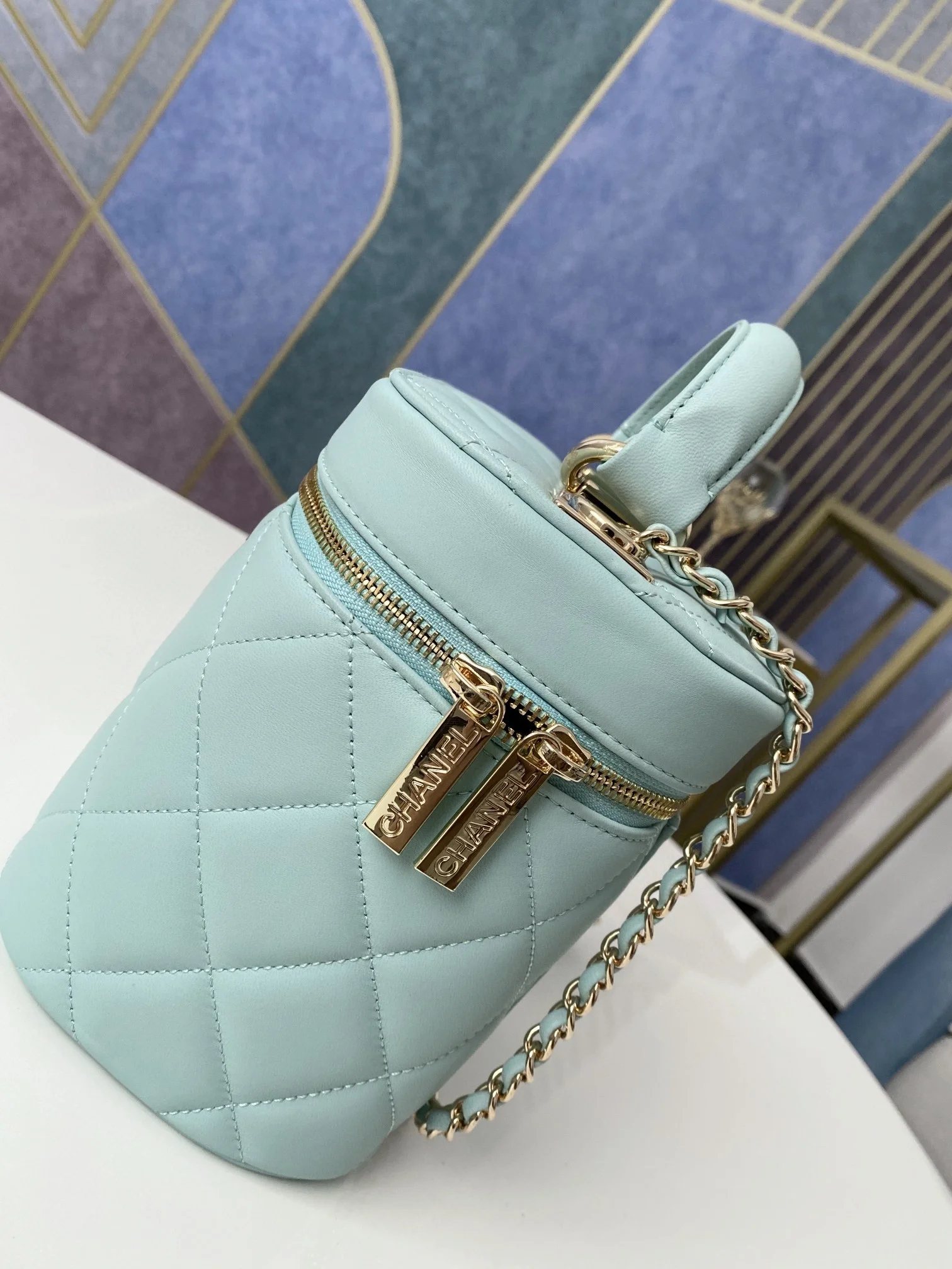 Chanel Vanity Case Gold Hardware Light Green For Women, Women&rsquo;s Handbags, Shoulder Bags 9.4in/24cm