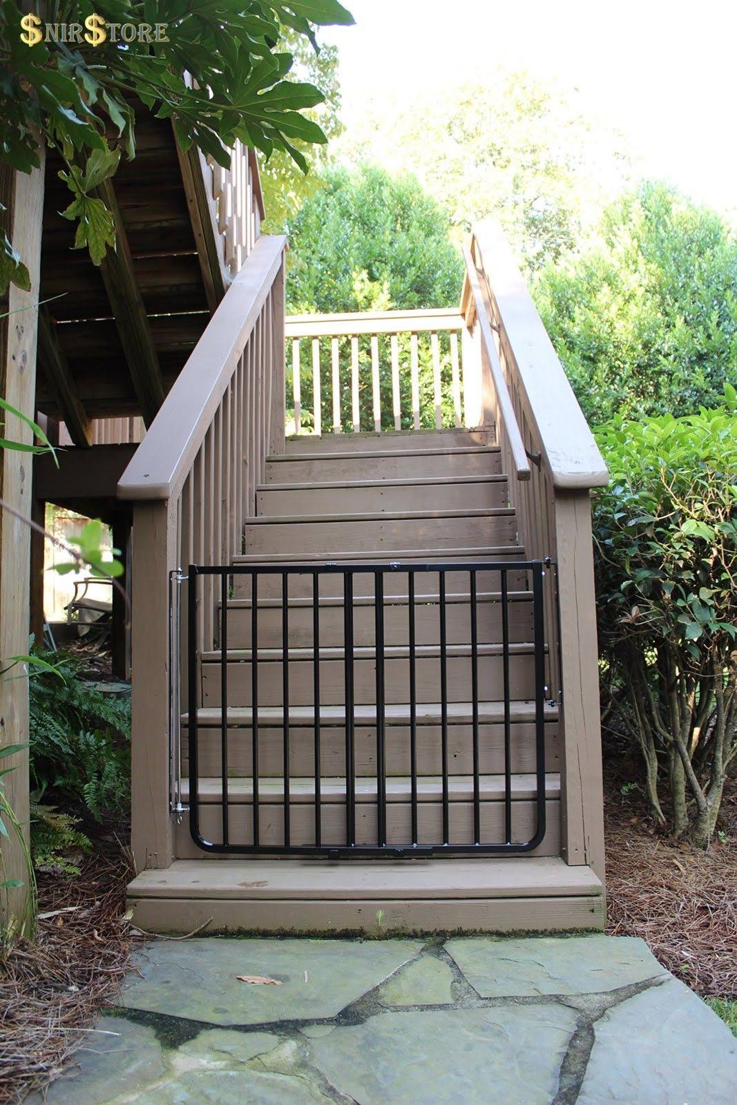 Cardinal Gates - Stairway Special Safety Gate, Black