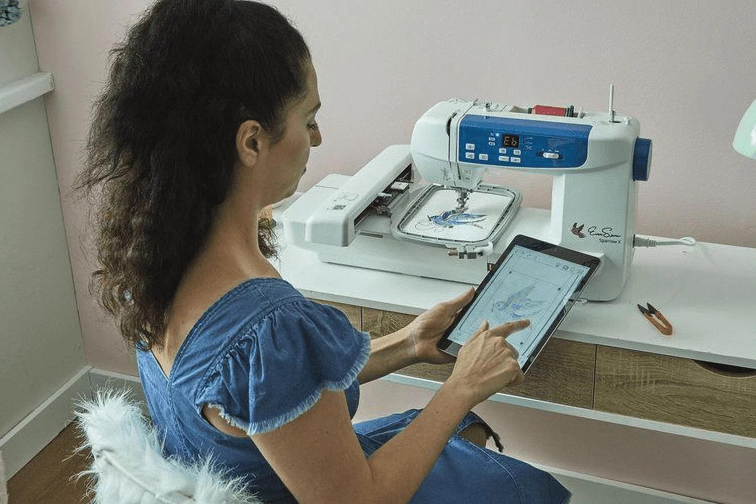 EverSewn Sparrow X2 Sewing & Embroidery Machine