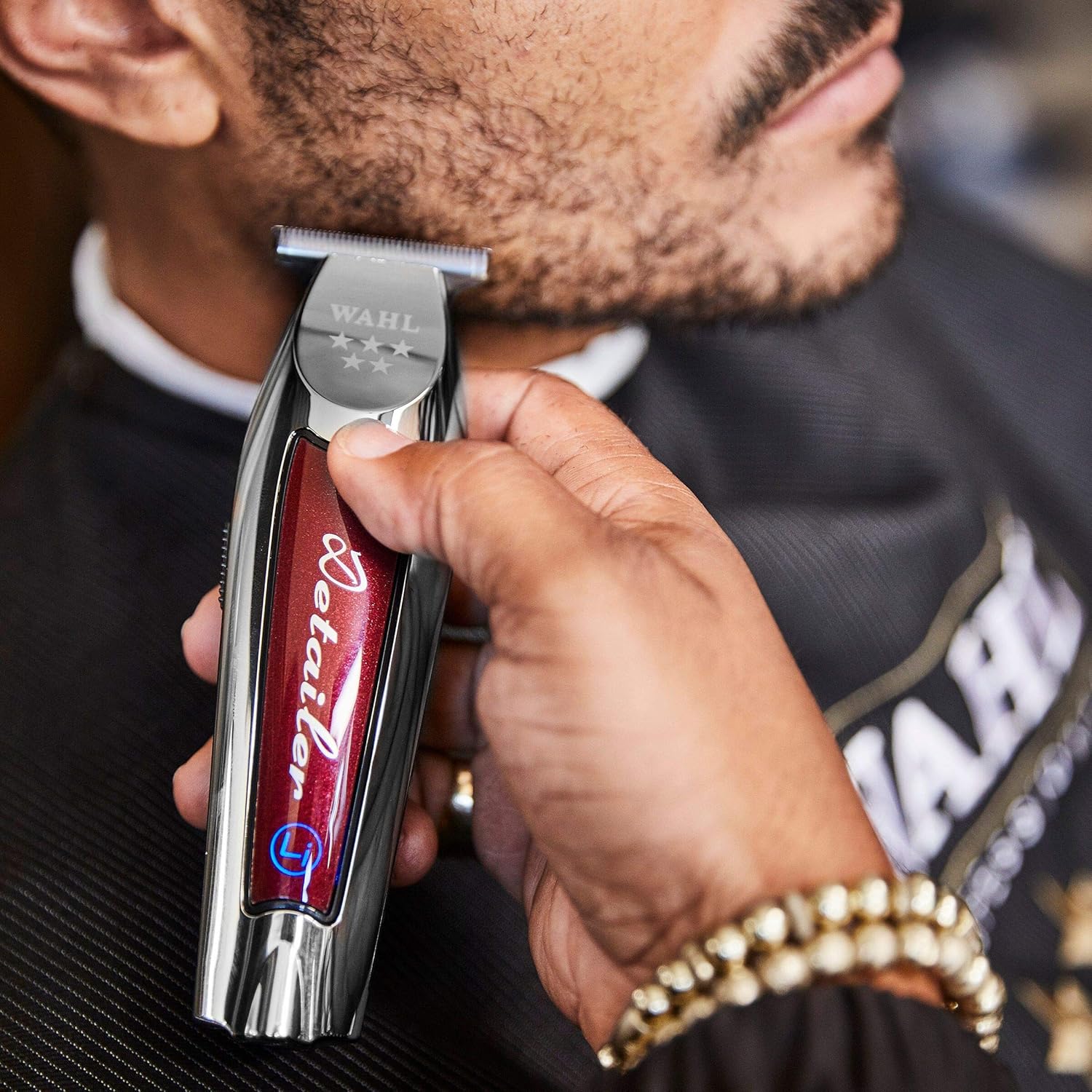 Wahl Professional 5 Star Series Cordless Detailer LI Extremely Close Trimming, Crisp Clean Line, Extended Blade Cutting