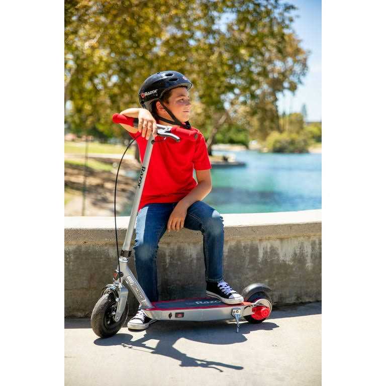 Razor Black Label E100 Electric Scooter Silver/Red up to 10 mph - Sports Supplies Online Store