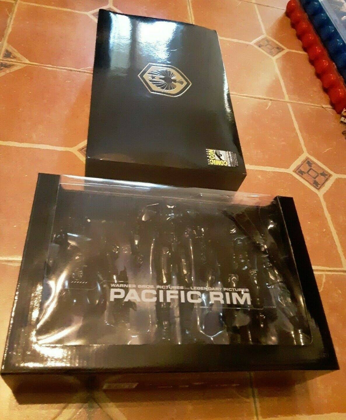 NECA Pacific Rim SDCC Exclusive End Titles Jaeger 3-Pack Figure Set