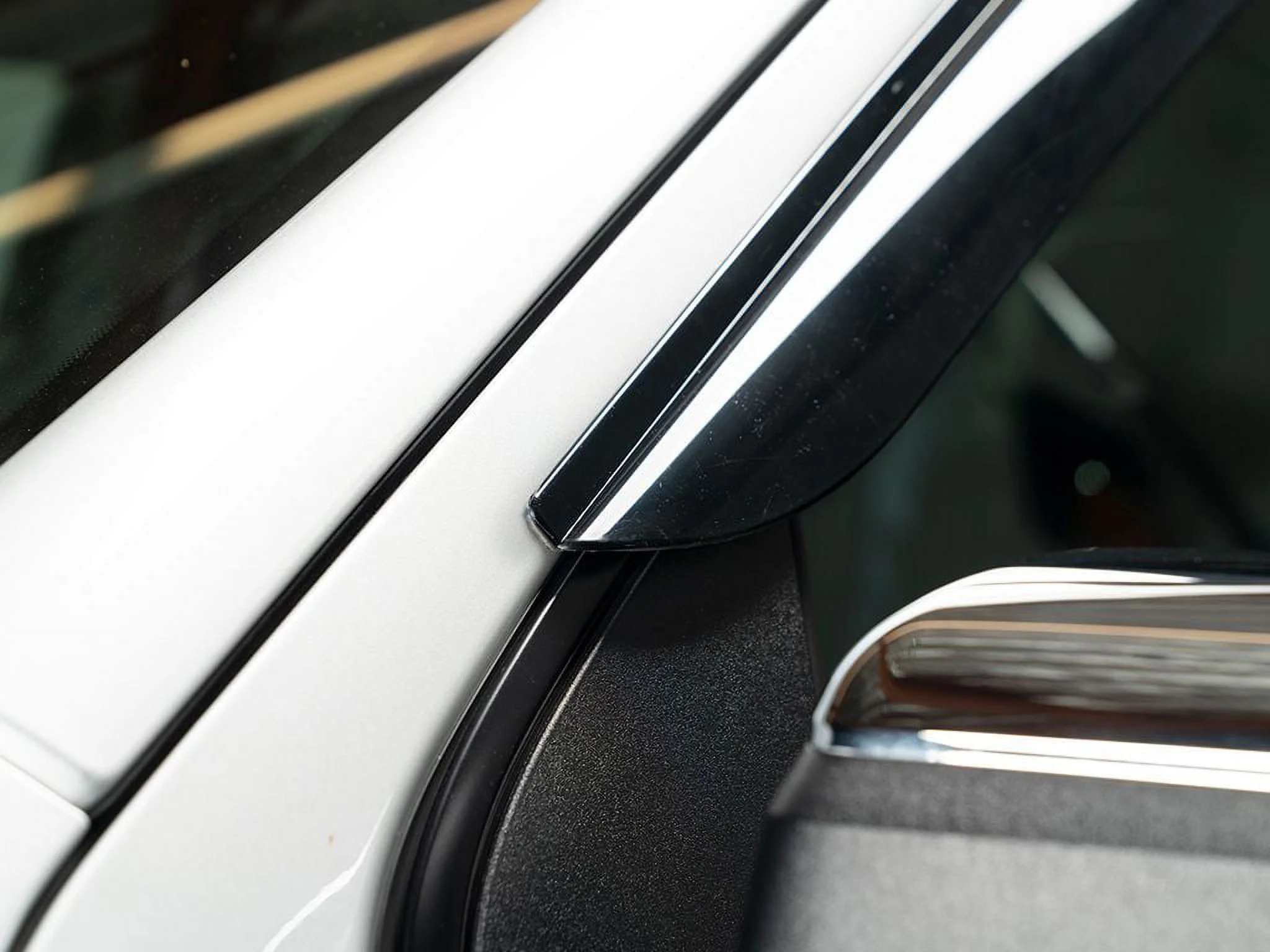 Auto Ventshade (AVS) by RealTruck 94507 Ventvisor Deflector 4 Pc. Compatible with Select: 2022-2023 Jeep Wagoneer