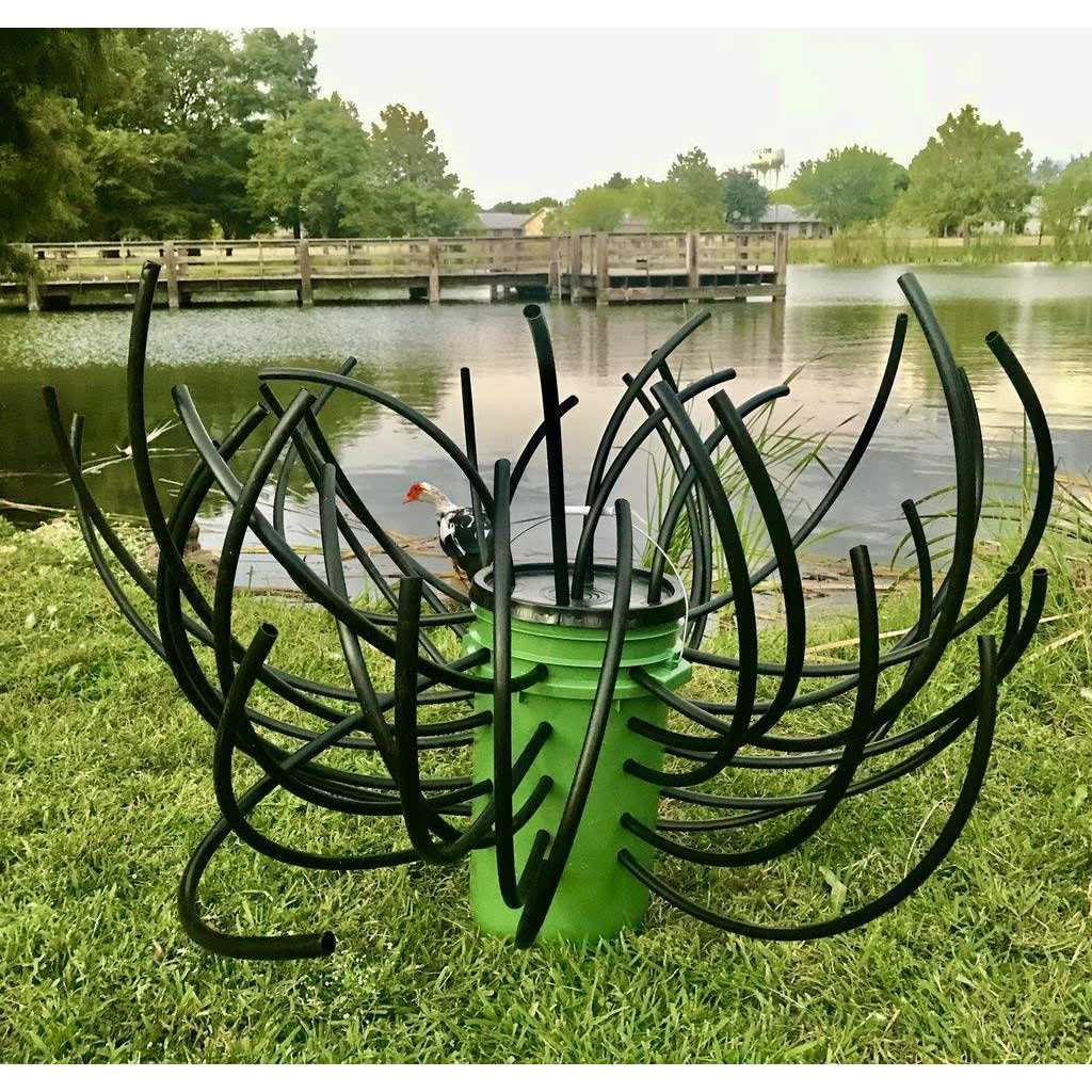 Green Blob Outdoors Fish ‘n A Barrel Artificial Fish Habitat Tree for Ponds