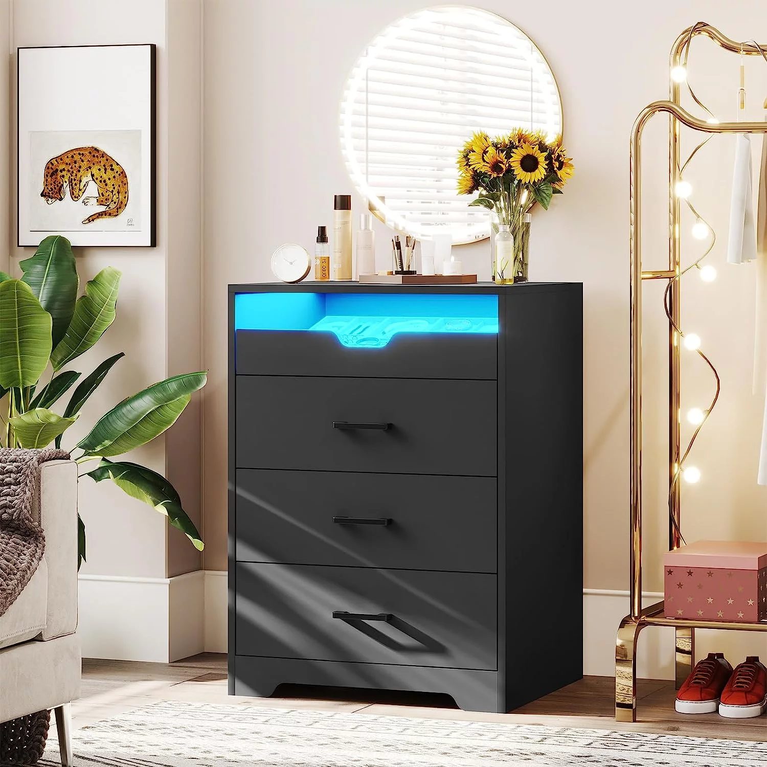 3 Drawers Dresser with LED Lights for Bedroom, Tall Storage Dresser with Pull-Out Tray,Chest of Drawers Organizer for Small Space,Black