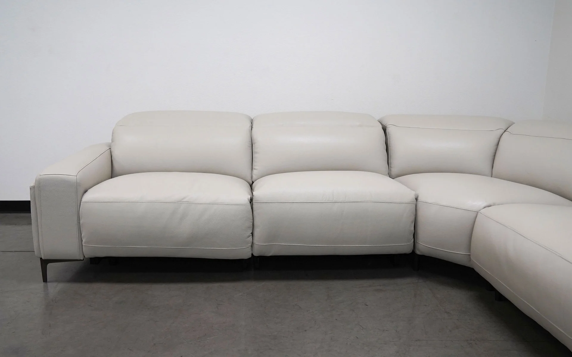 Mofit Home,LAVANDULA 5PC MODERN MOTION RECLINING SECTIONAL, Living room, Furniture for Living Room,Leather, White
