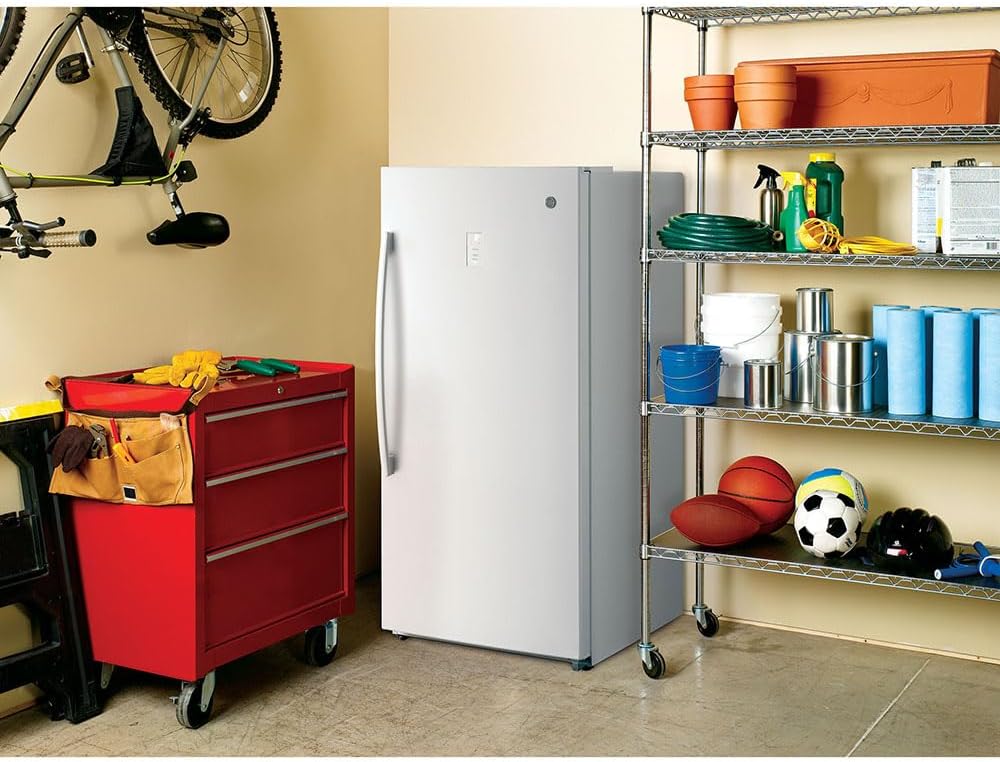GE FUF17SMRWW Upright Freezer