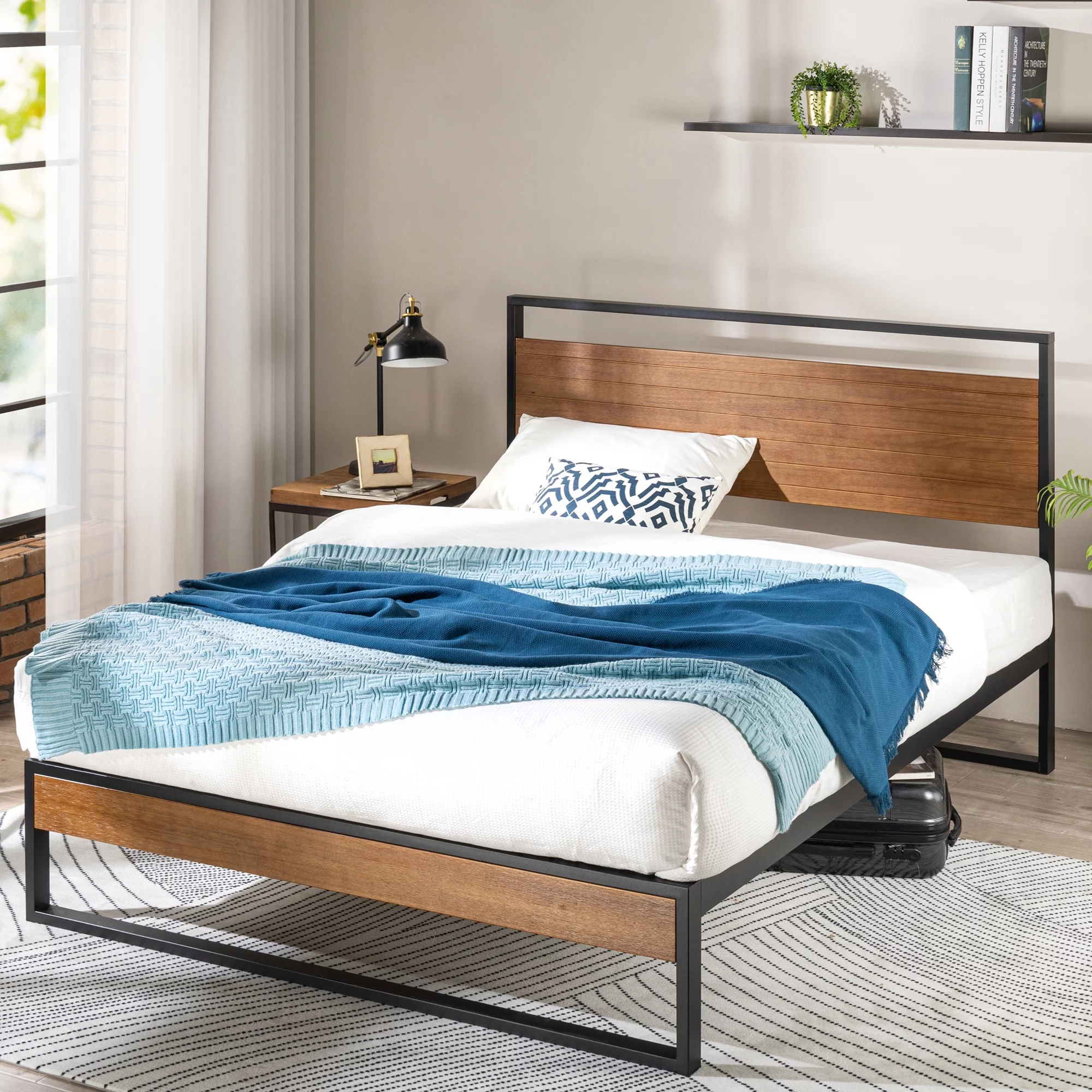 Zinus Suzanne 44" Metal and Wood Platform Bed Frame with Headboard, Chestnut Brown, Queen