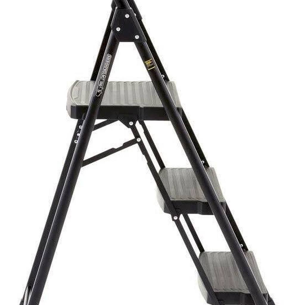 Gorilla Ladders 3-Step Pro-Grade Steel Step Stool with 300 lbs. Load Capacity Type iA Duty