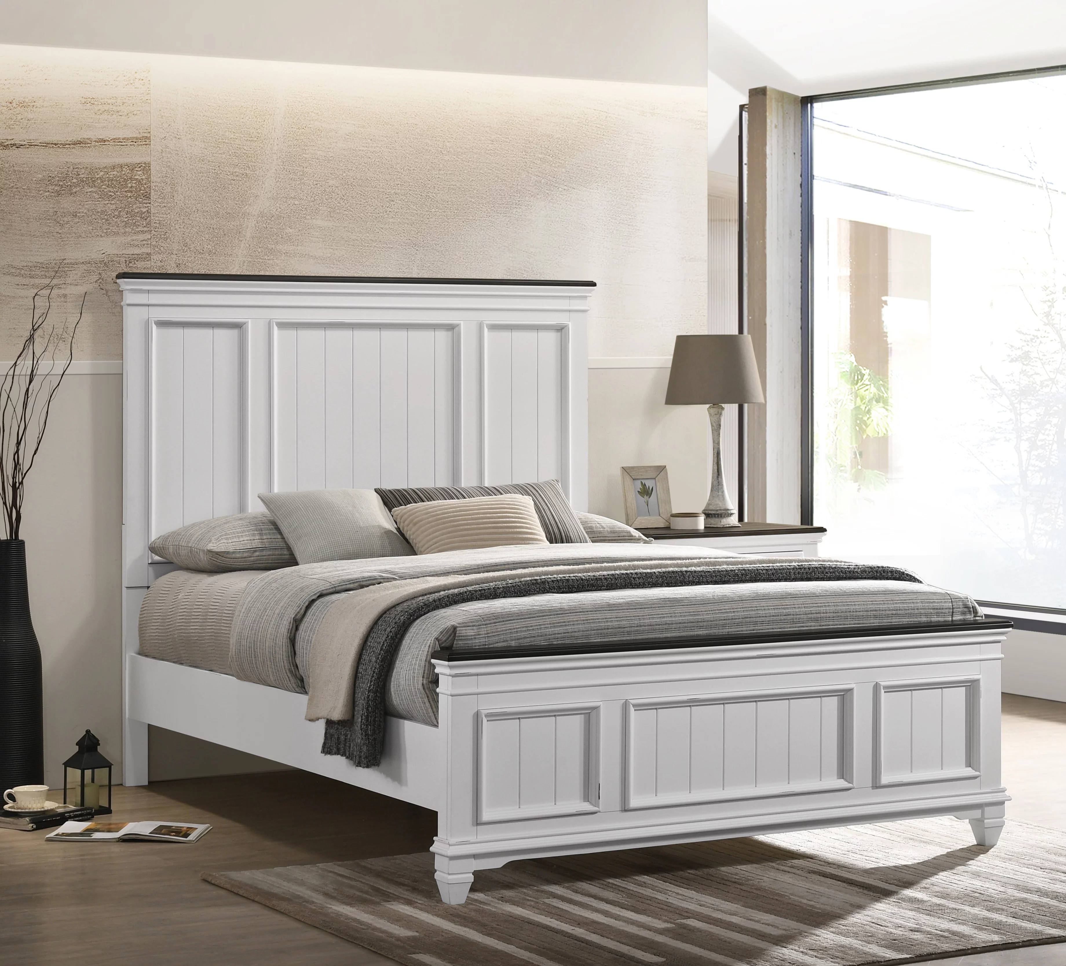 Roundhill Clelane Weathered White and Gray Finished 6-Piece Bedroom Set, Shiplap Panel Queen