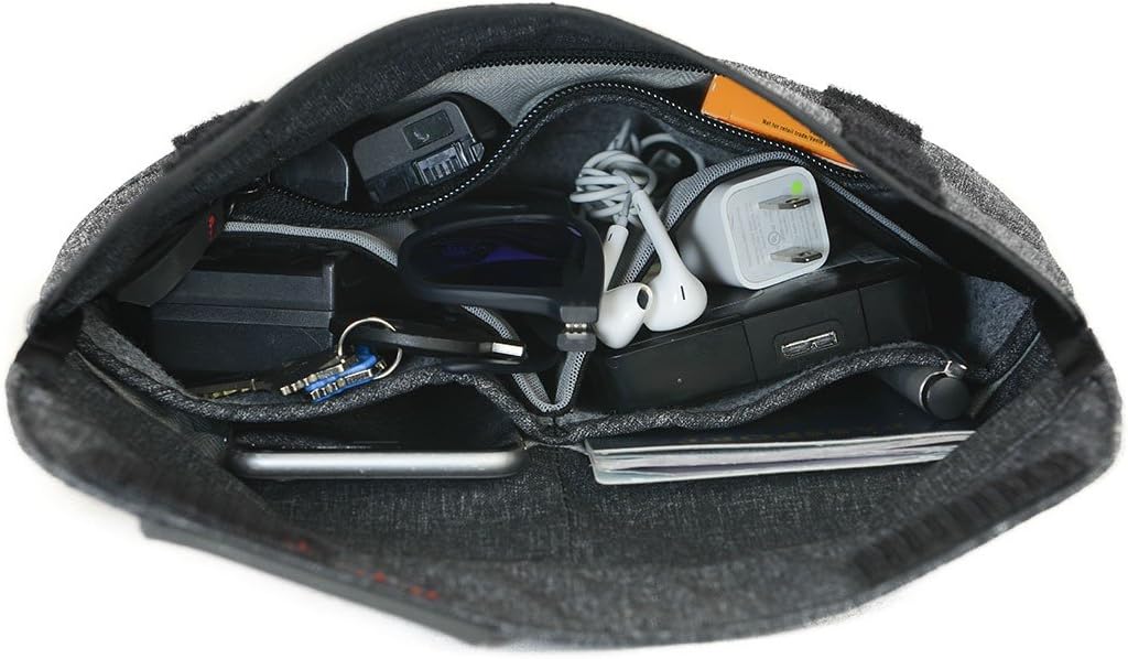 Peak Design Field Pouch for Camera and Technology Accessories Charcoal (BP-BL-1)