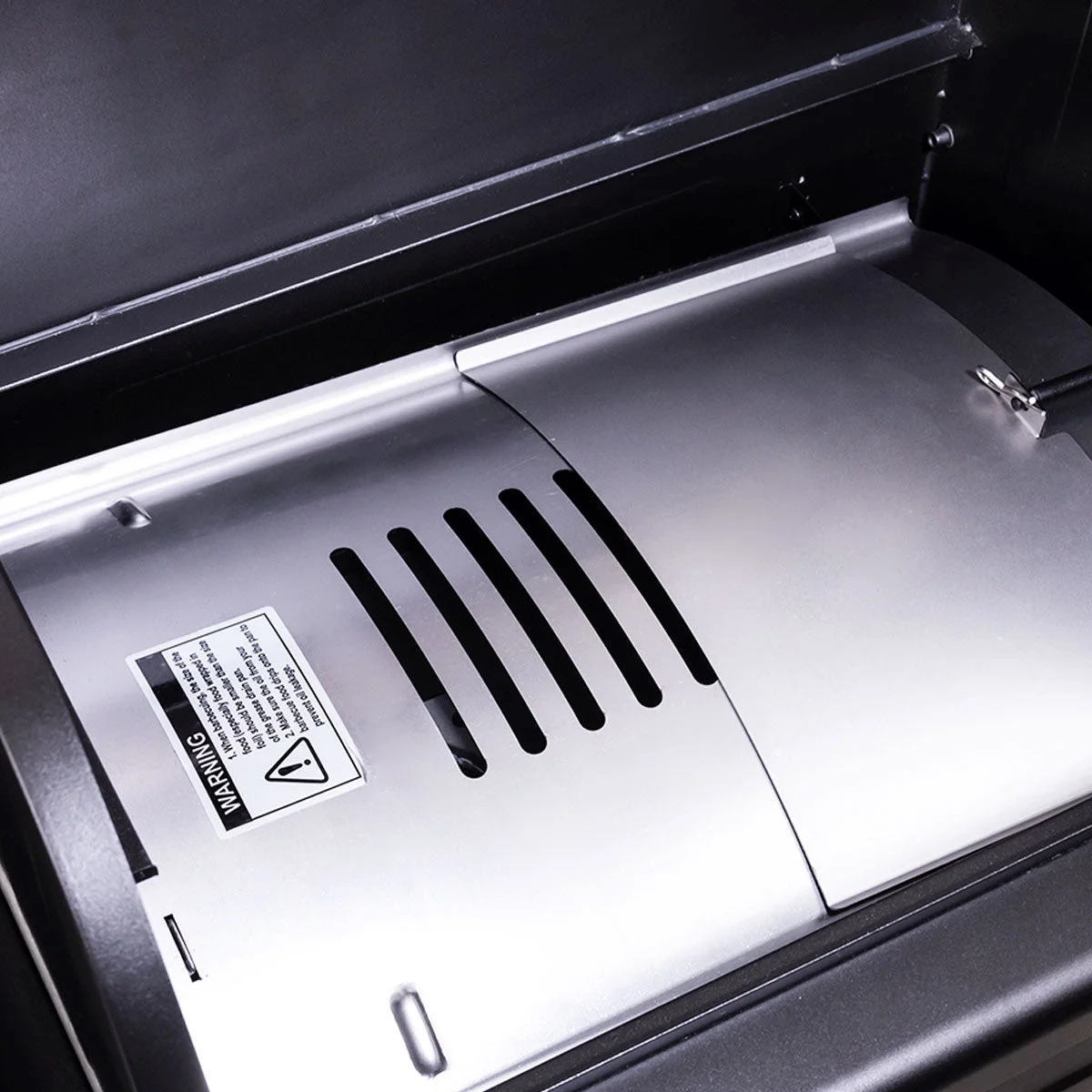 Z GRILLS Wood Pellet Grill Smoker with PID Technology, Auto Temperature Control, Direct Flame Searing Function, 572 sq in Cooking Area for Outdoor BBQ