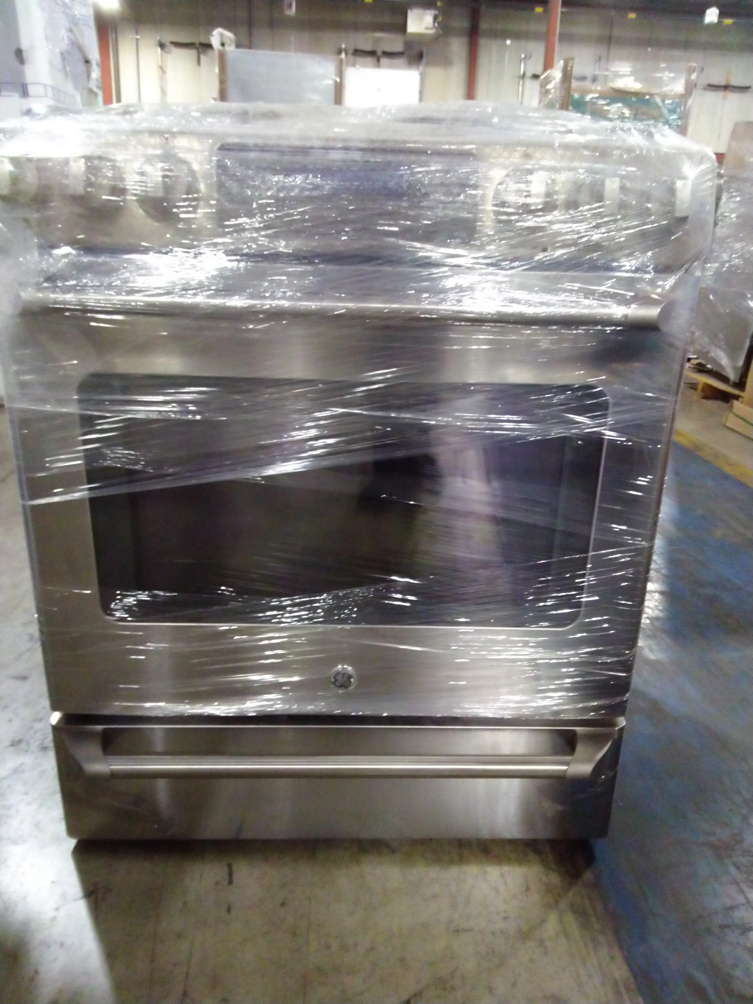 GE Café�?Series Slide-In Front Control Dual-Fuel Range with Baking Drawer - CC2S985SETSS