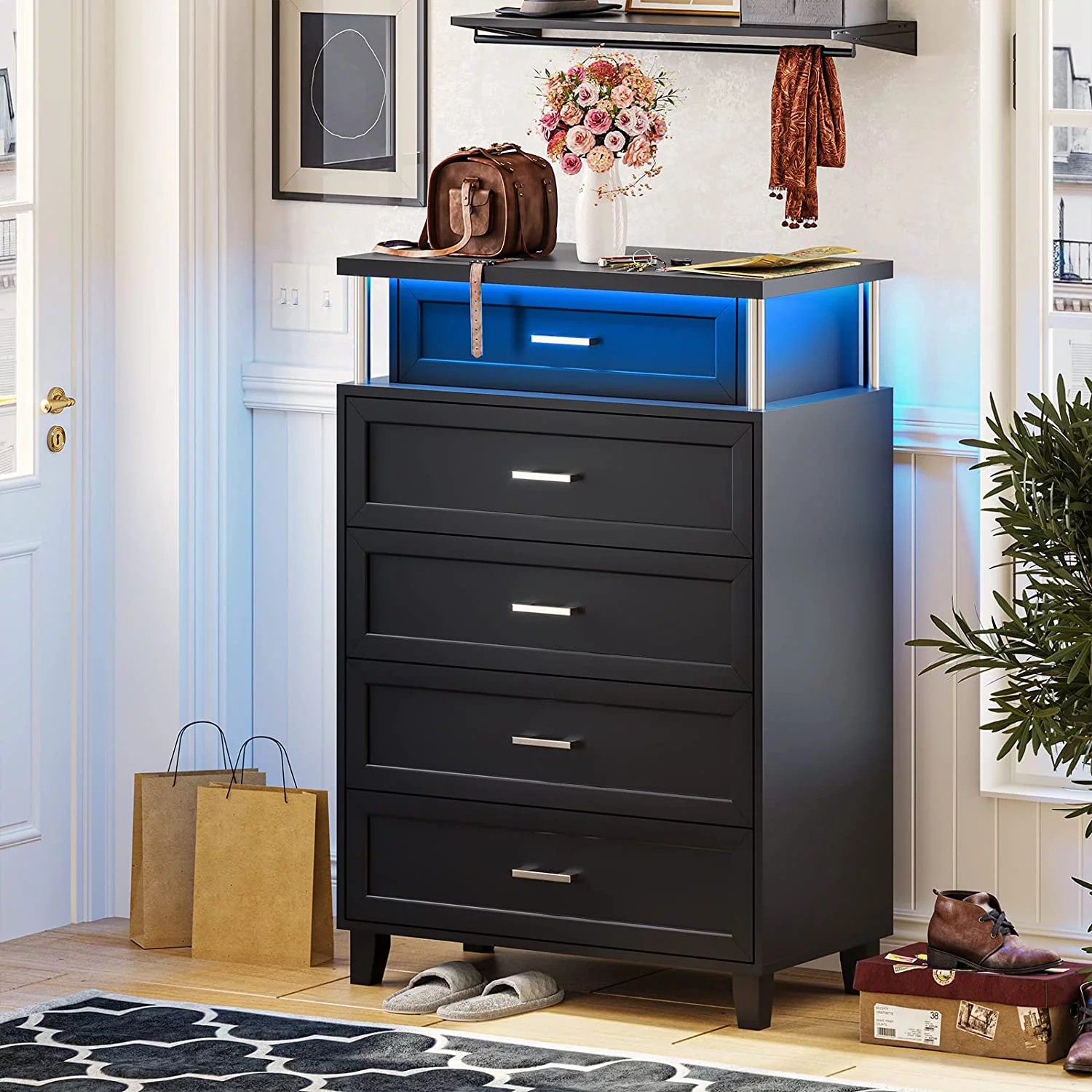 Black 5 Drawers Dresser with LED Light for Bedroom Living Room Closet,Large Capacity Storage Cabinet, Wood Dresser,Black