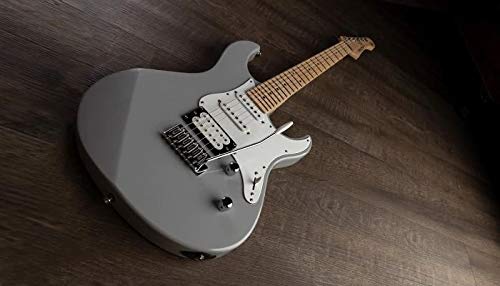 Yamaha Pacifica Series PAC112V Electric Guitar; Natural
