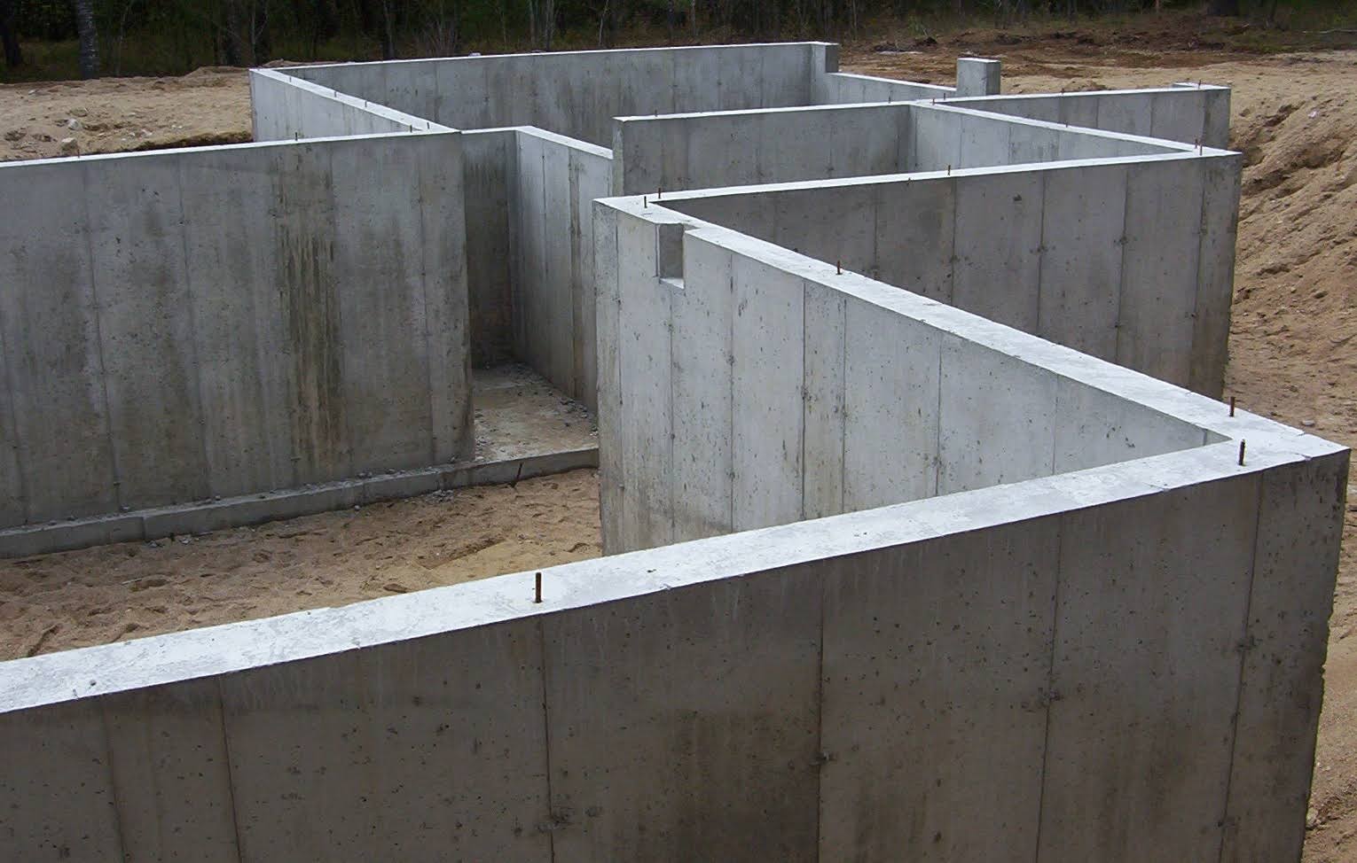 Foundation Armor Concrete Sealer, Hardener and Densifier 1 gal. Concentrated Sodium Silicate S2000