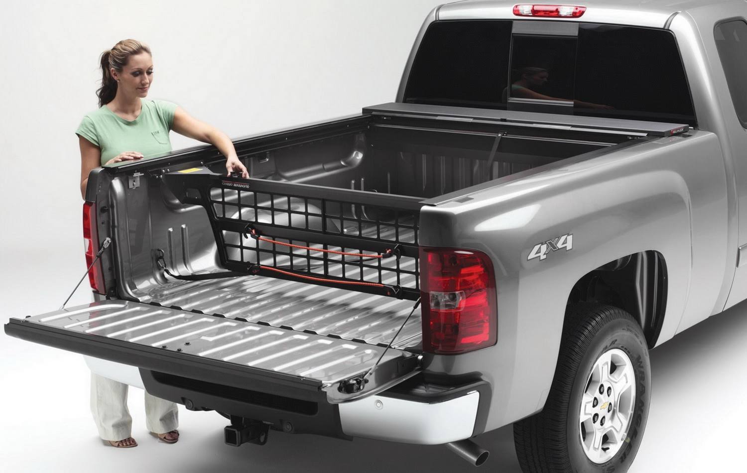 Roll-N-Lock CM500 Cargo Manager Truck Bed Divider