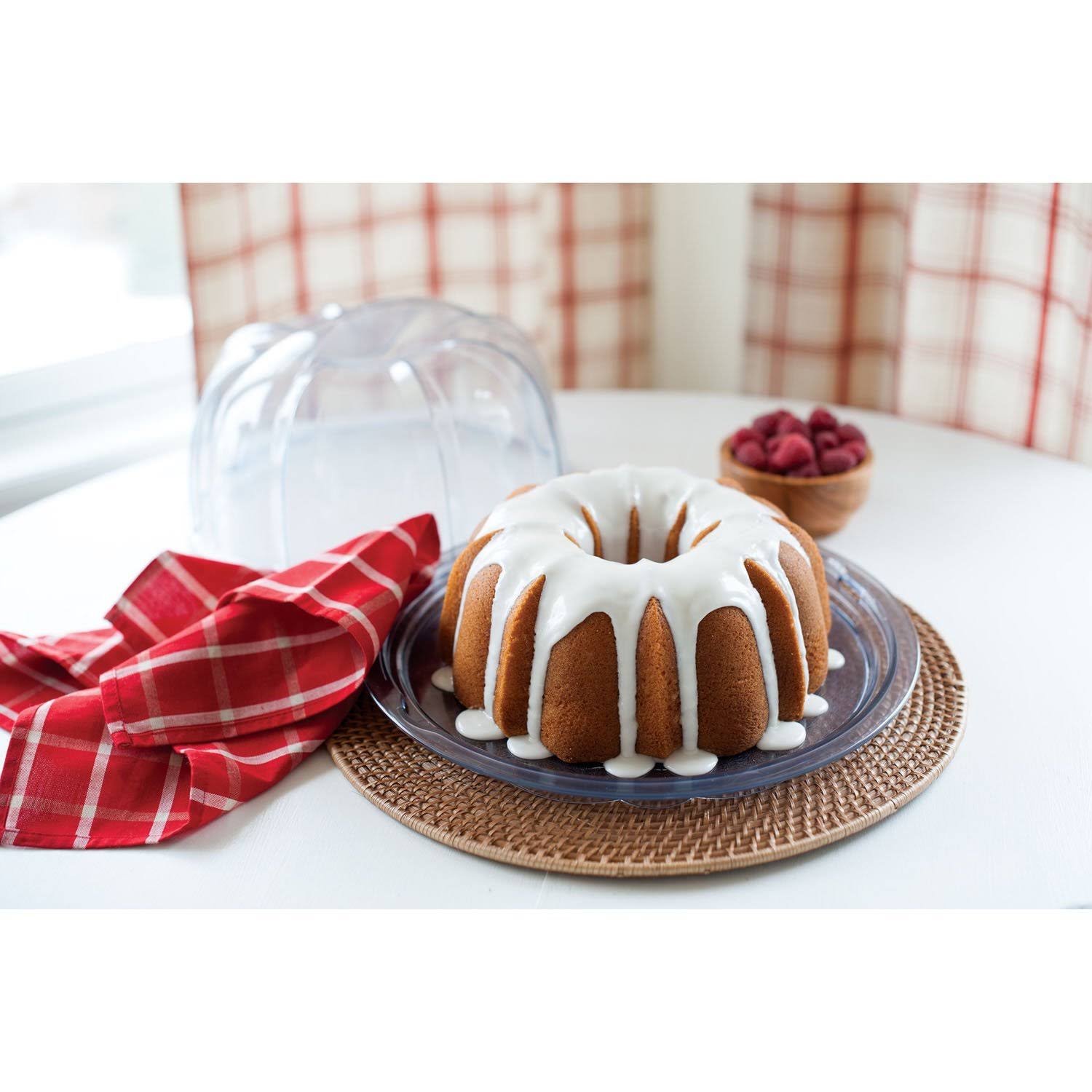 Nordic Ware Deluxe Bundt Cake Keeper 1 Clear