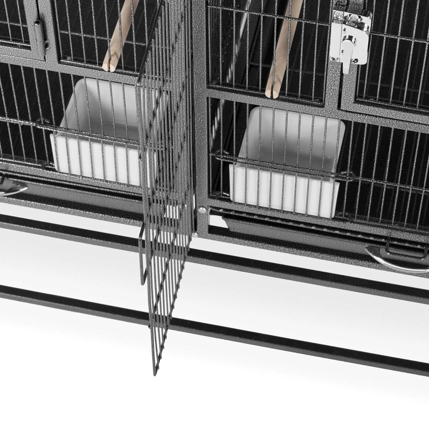 Prevue Pet Products Hampton Deluxe Divided Breeder Cage