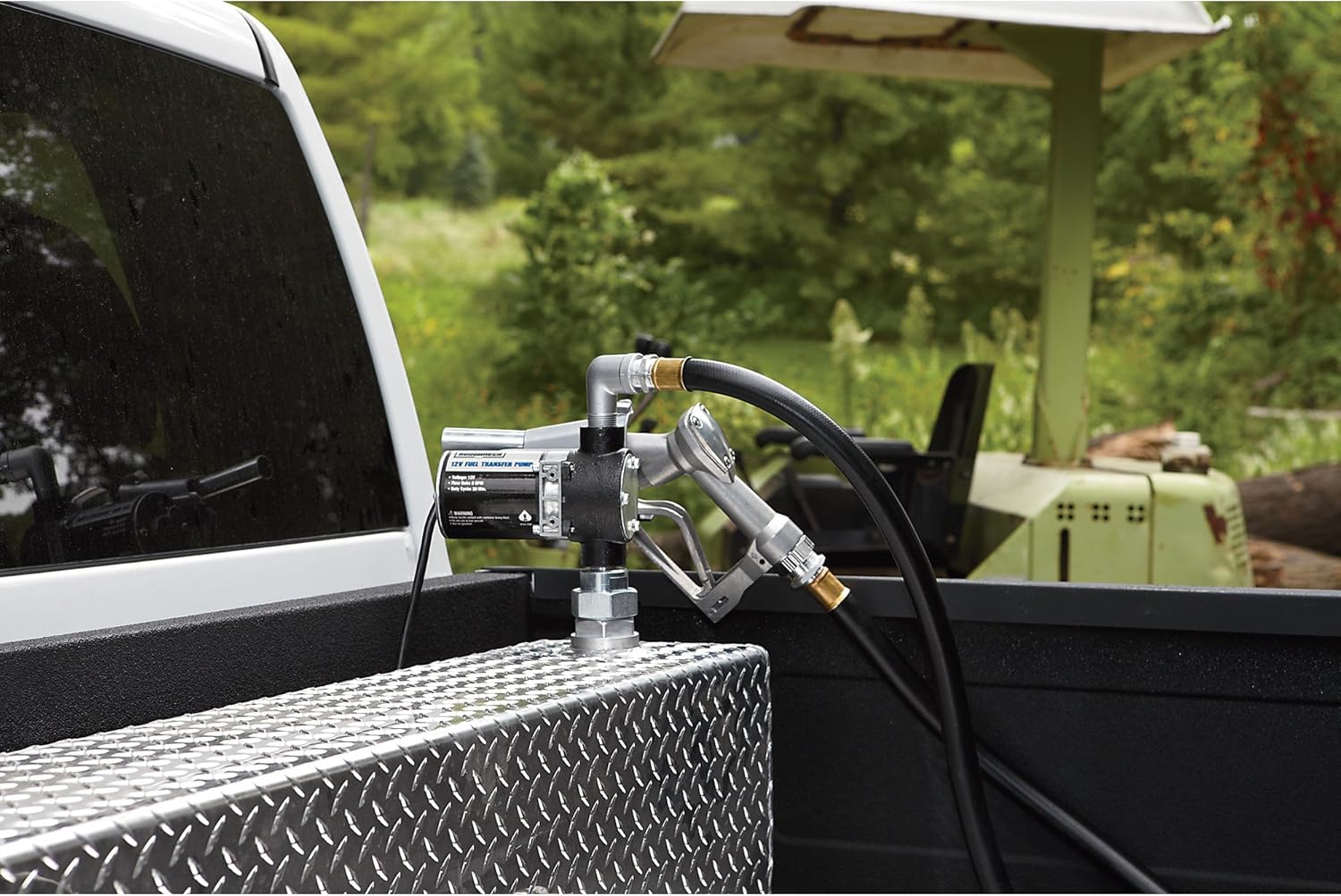 Roughneck 12V Fuel Transfer Pump - 8 GPM, Manual Nozzle, Hose