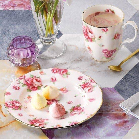 Royal Albert 100 Years 1950-1990 10-Piece Set