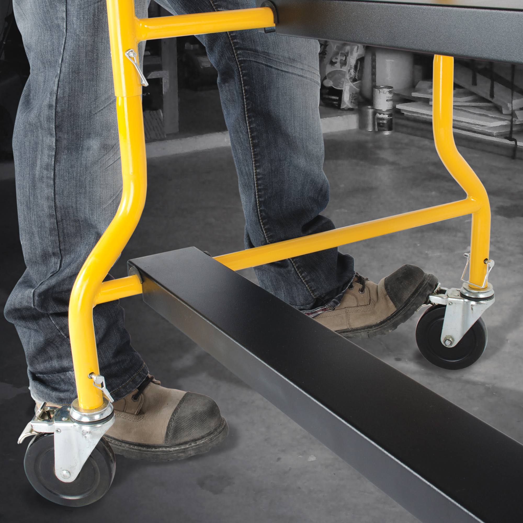 Metaltech Jobsite Series Complete 5ft. Folding Scaffold - 900-Lb. Capacity, Model I-IMIS