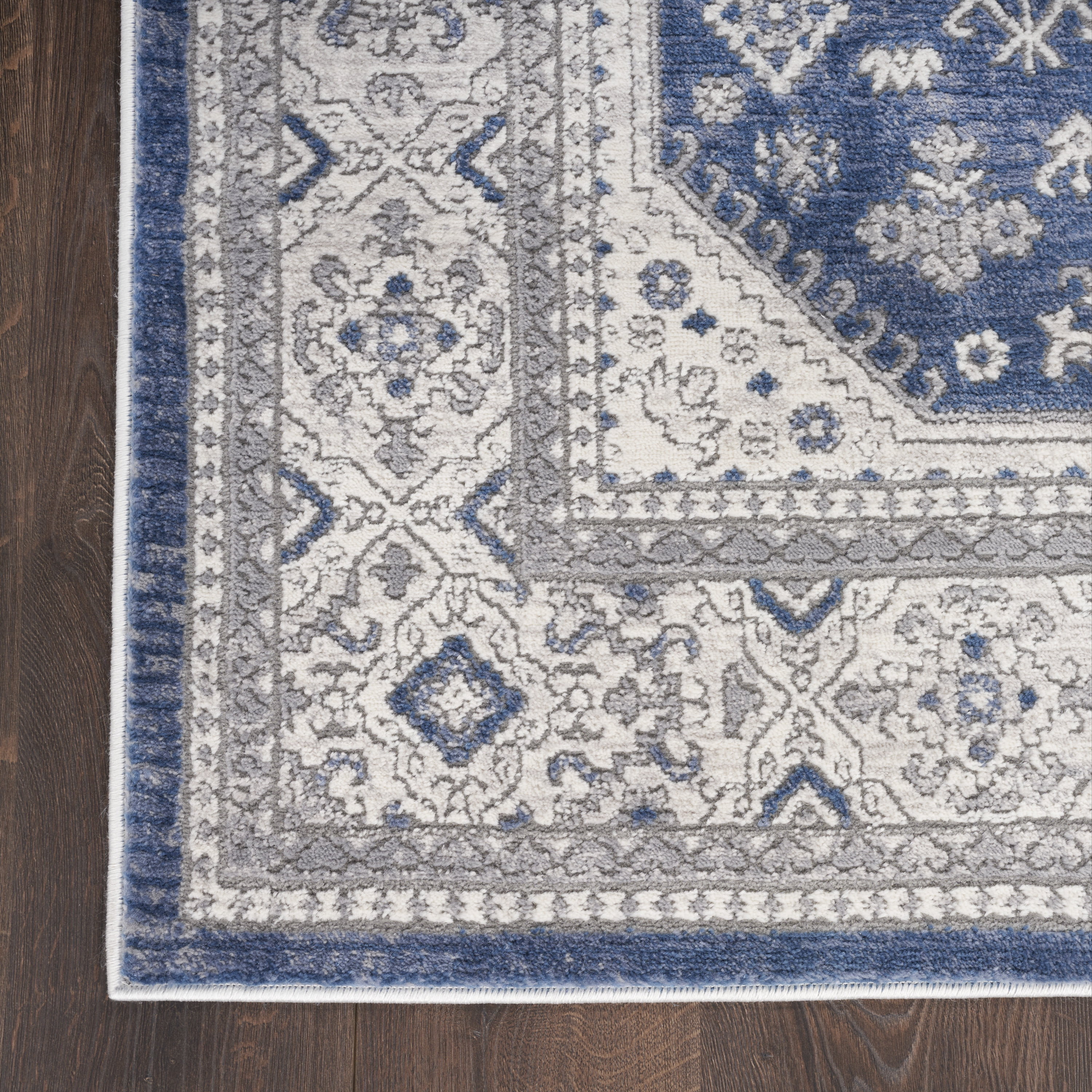 Nicole Curtis Series 4 Persian Grey/Navy 7'10" x 9'10" Area Rug (8x10)