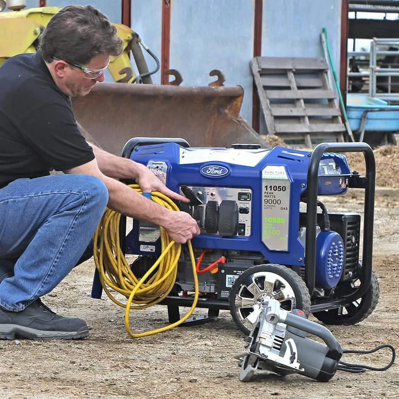 Ford, 11050W Dual Fuel Portable Switch & Go Technology and Electric Start FG11050PBE-A Generator, Blue