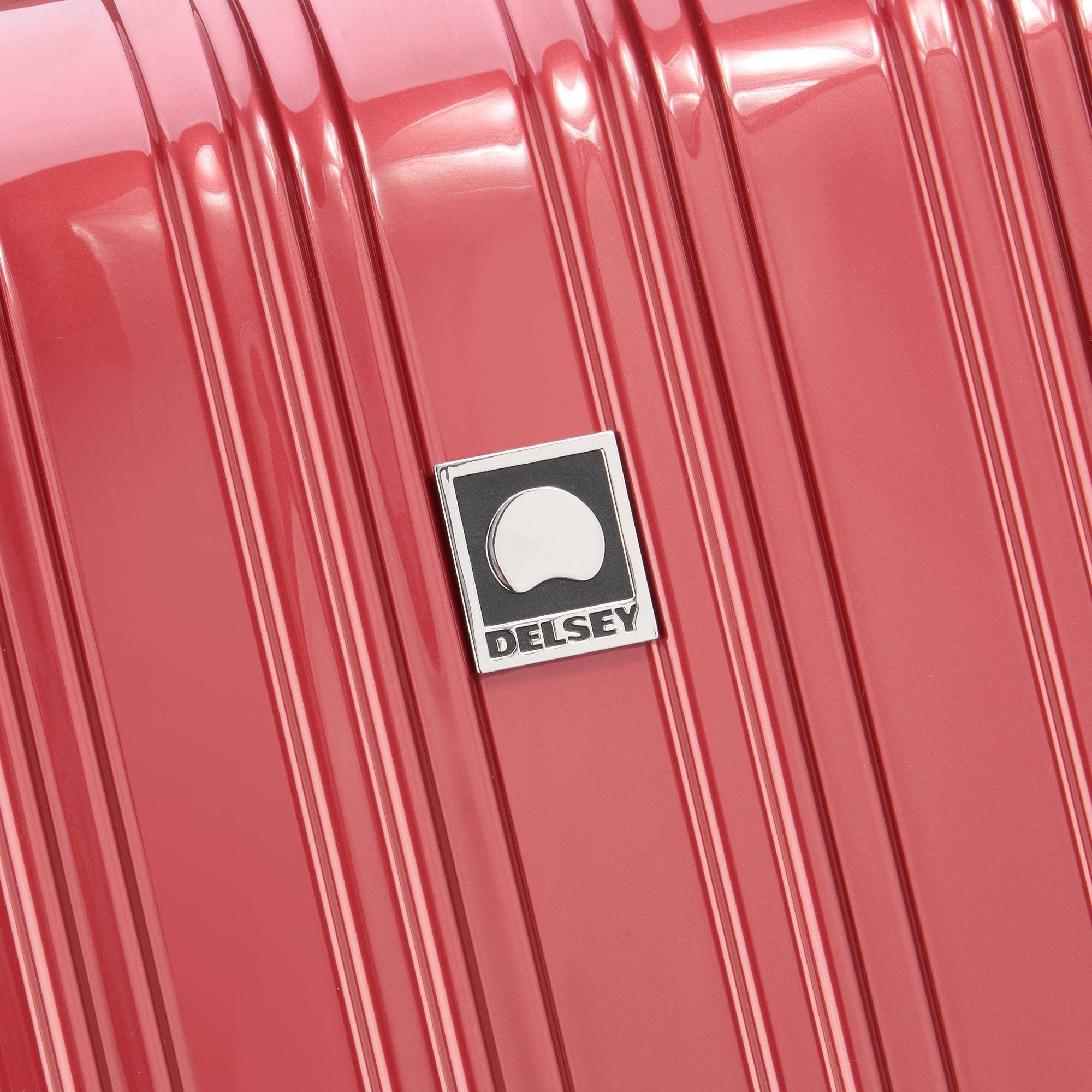 Delsey Helium Aero Expandable Spinner Trolley - 29x22 Brick Red