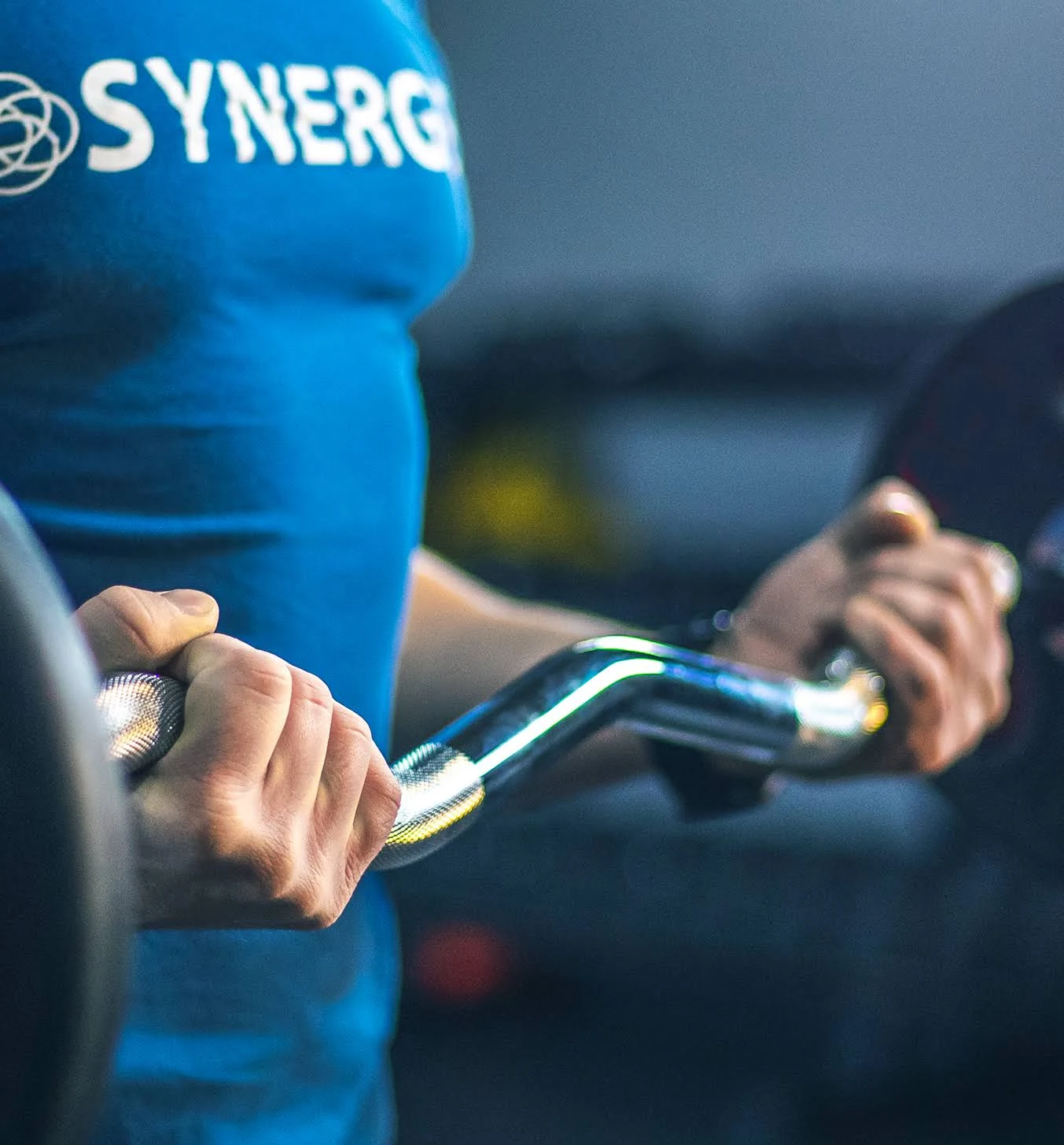 Synergee 110lb Fixed Easy Curl Bar Straight Steel Bar Rubber Weight.